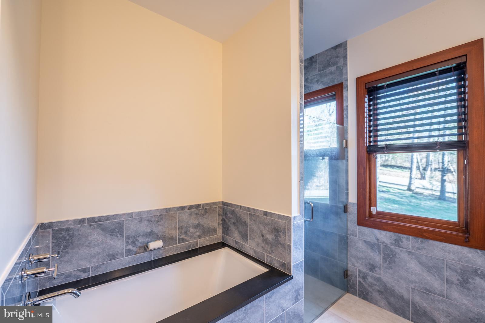 QUAIL RIDGE - Residential