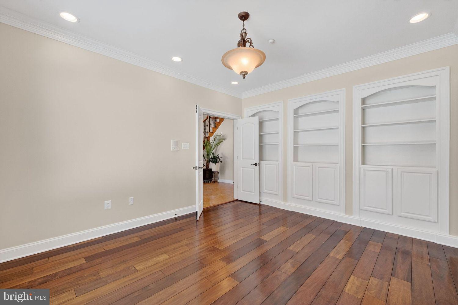 EDINBURGH FOREST - Residential