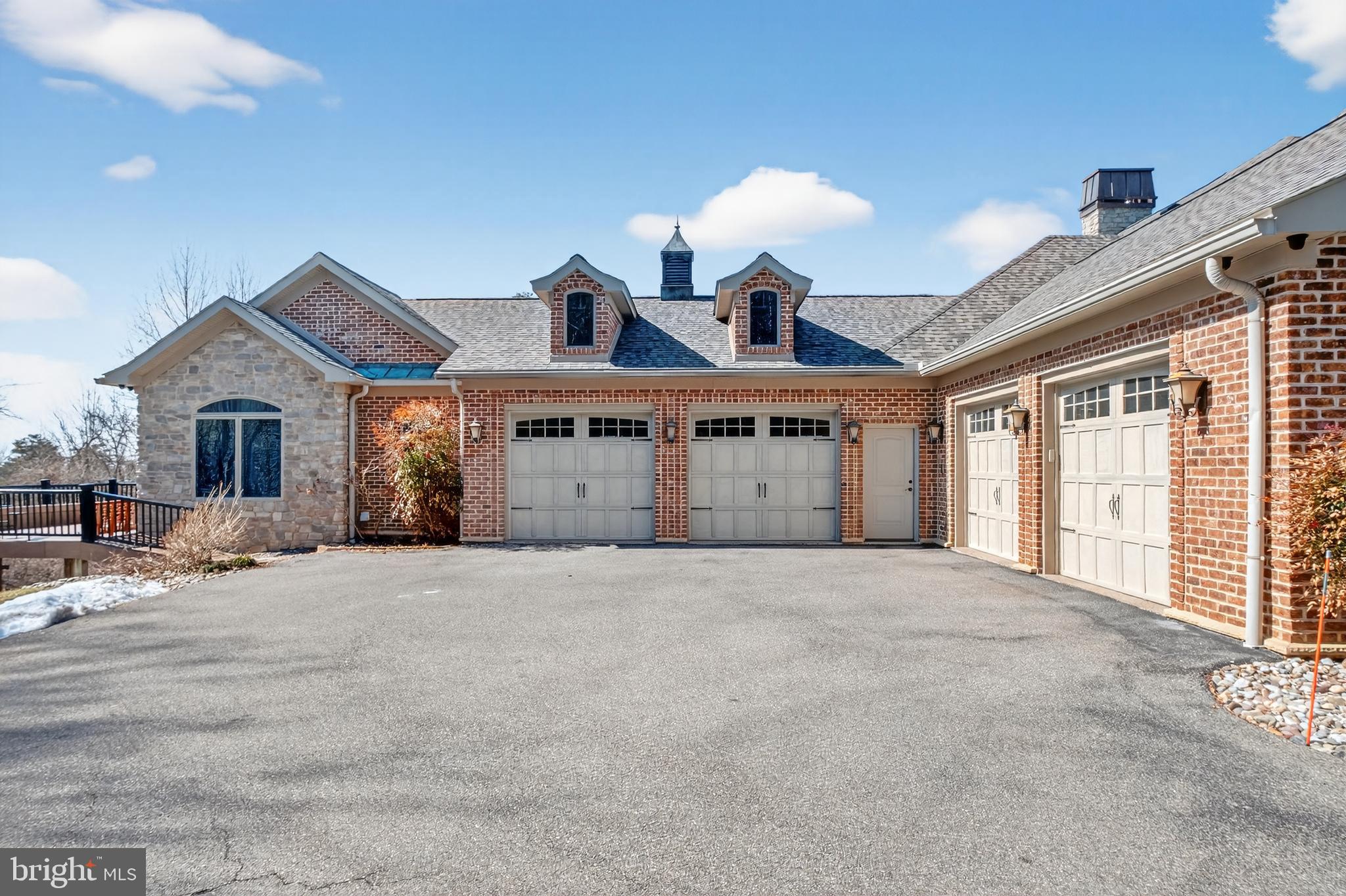 EDINBURGH FOREST - Residential