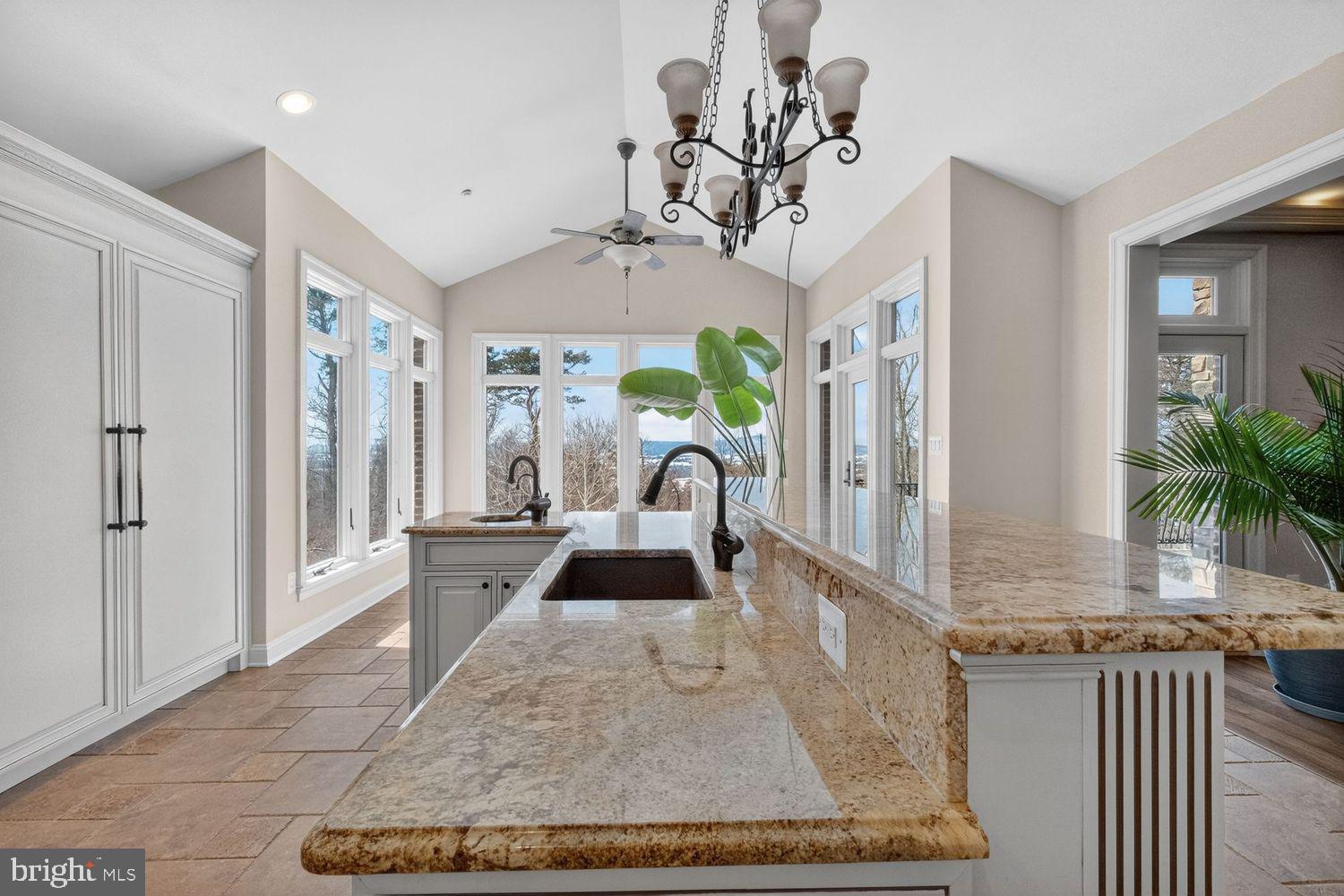 EDINBURGH FOREST - Residential