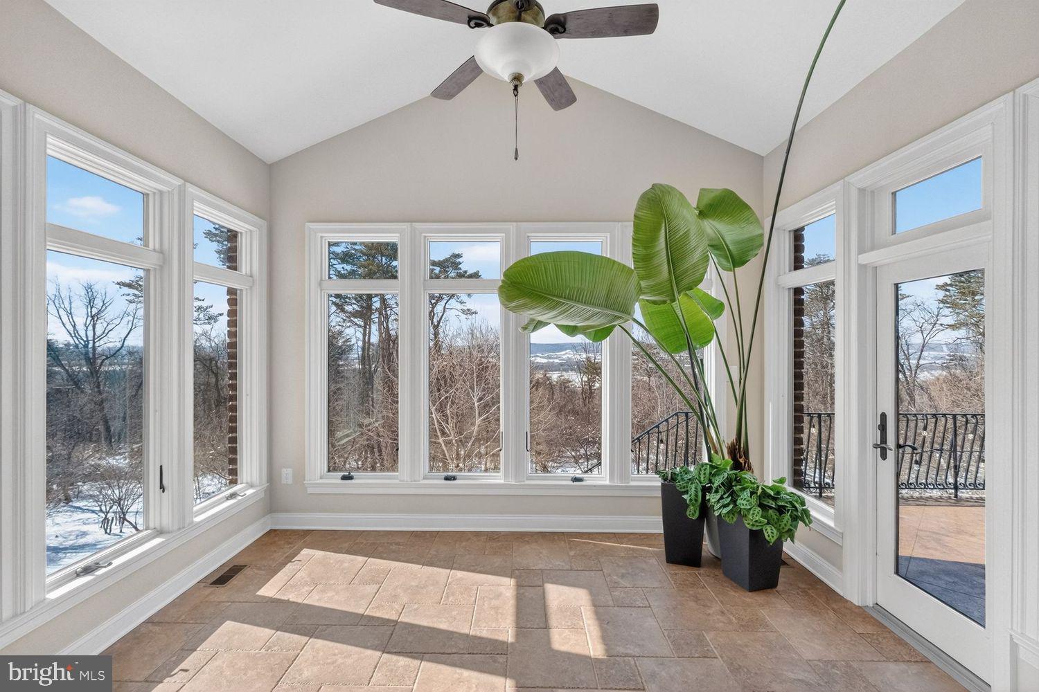 EDINBURGH FOREST - Residential