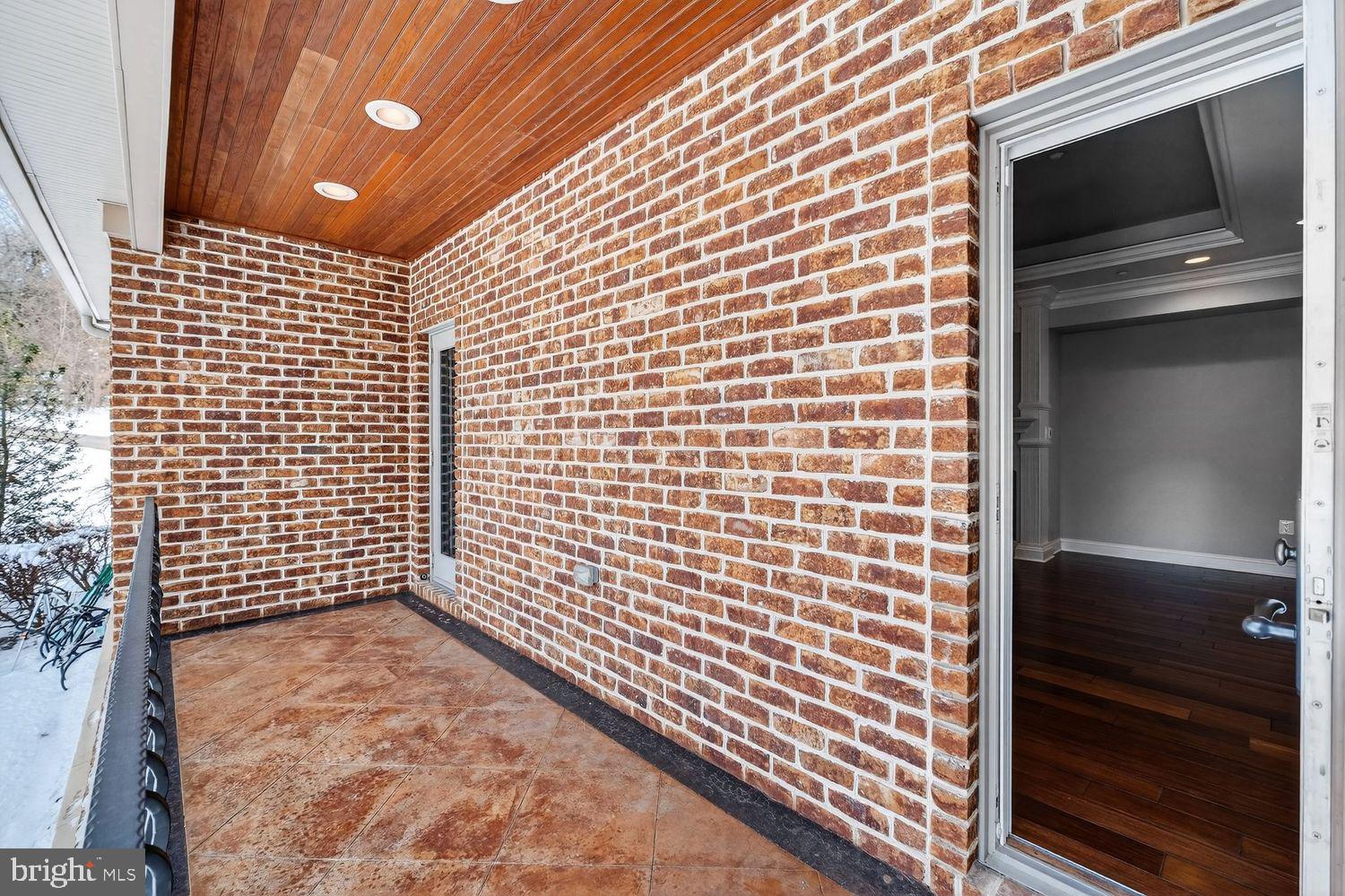 EDINBURGH FOREST - Residential