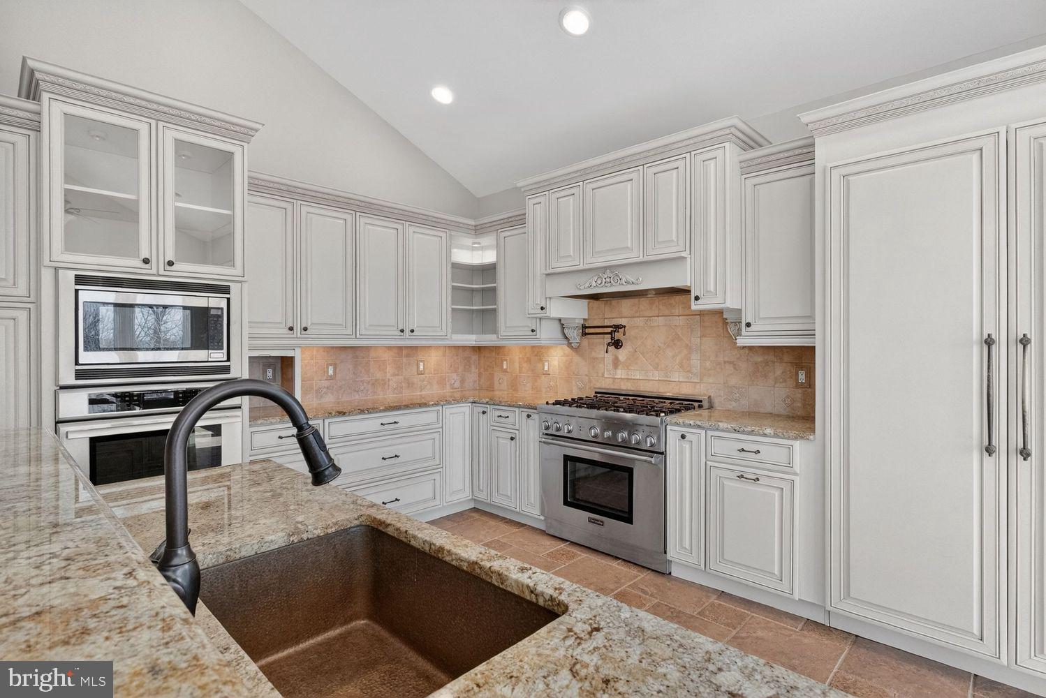 EDINBURGH FOREST - Residential