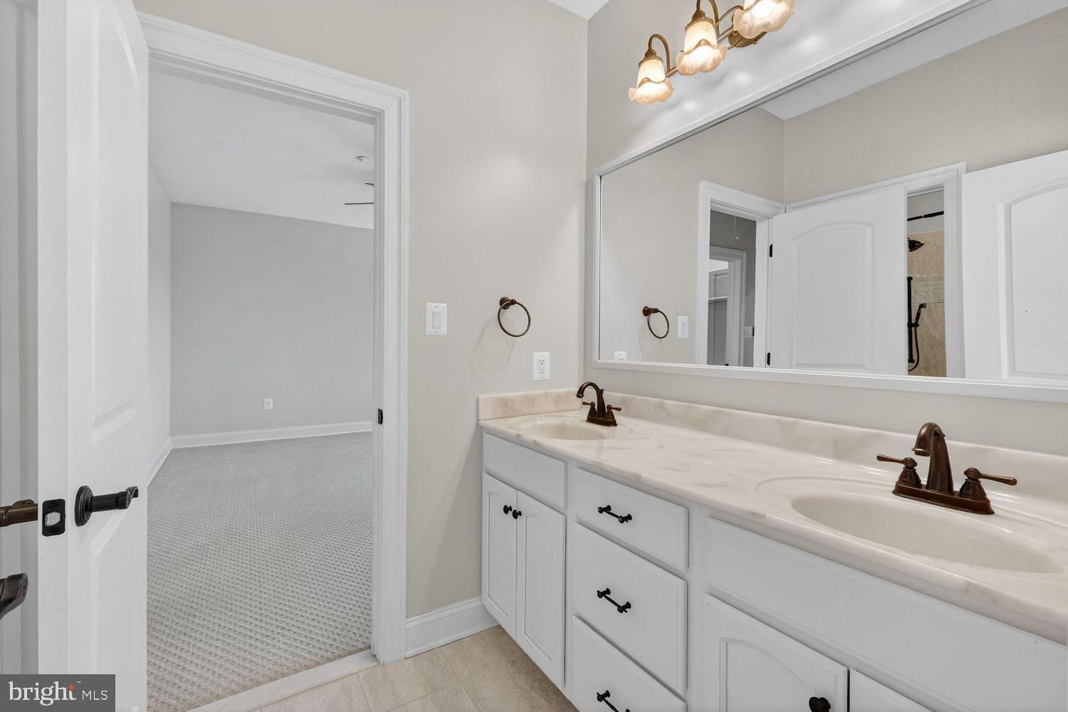 EDINBURGH FOREST - Residential