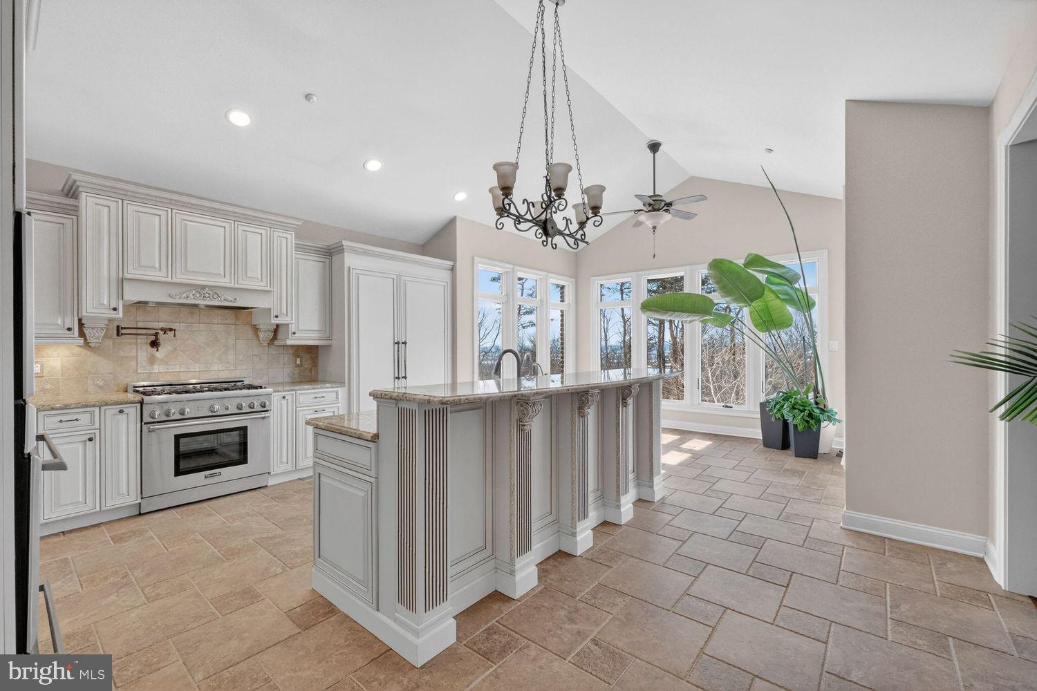 EDINBURGH FOREST - Residential