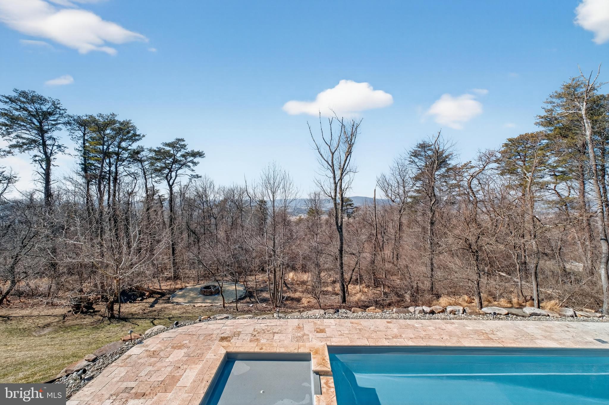 EDINBURGH FOREST - Residential