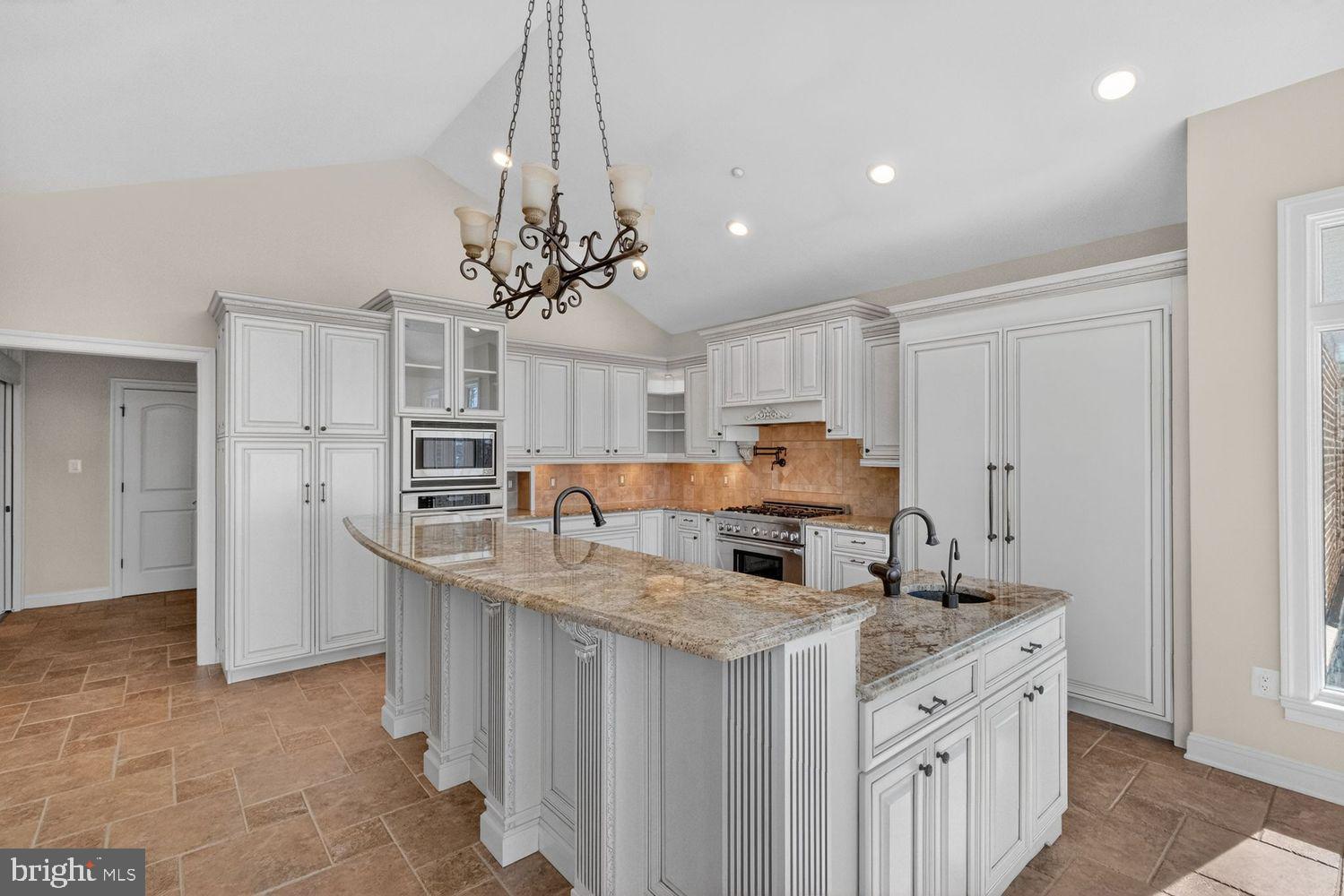 EDINBURGH FOREST - Residential