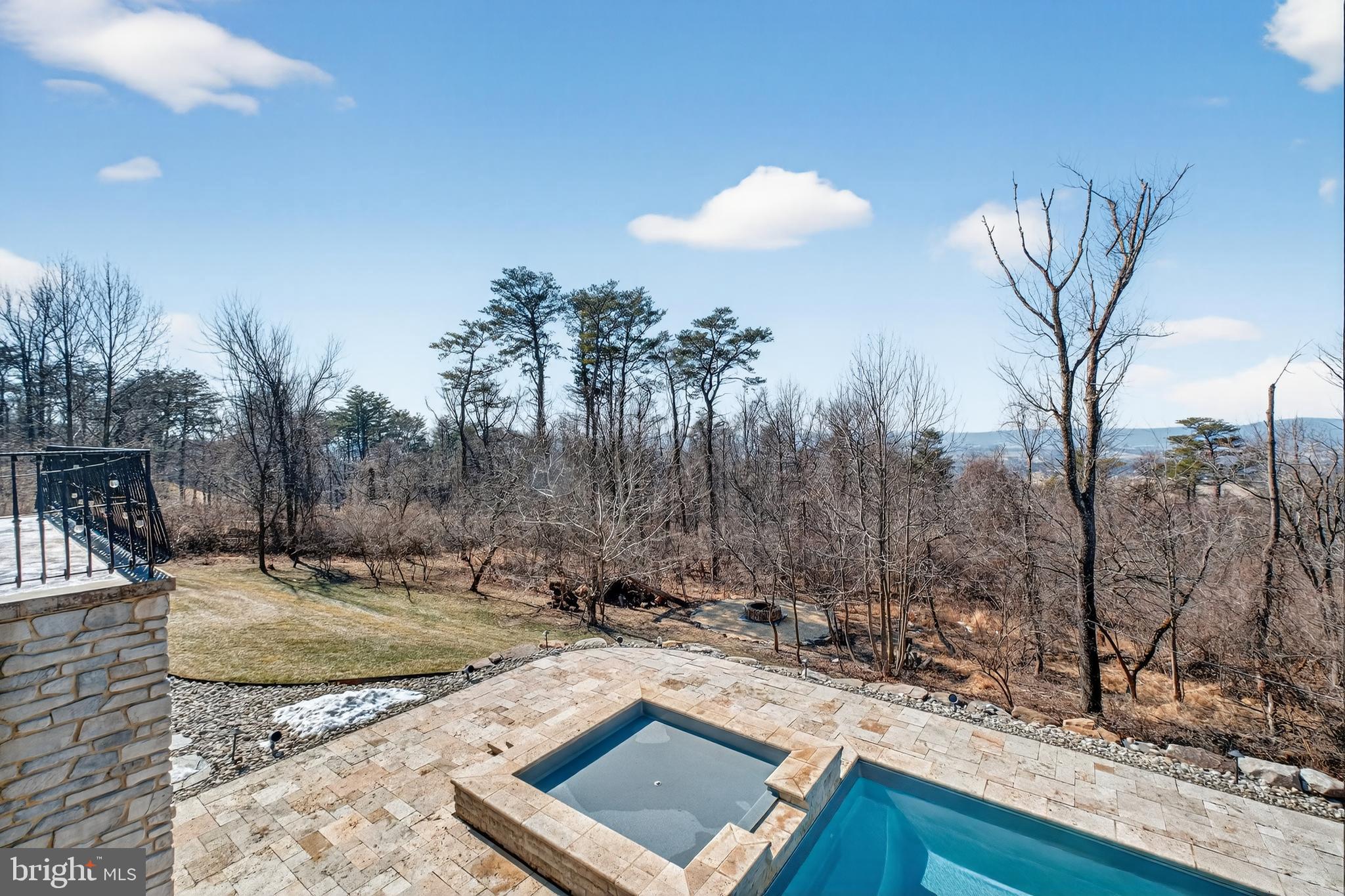 EDINBURGH FOREST - Residential