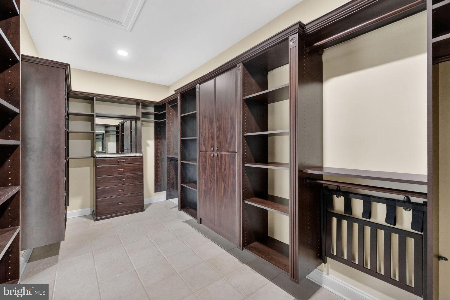 EDINBURGH FOREST - Residential