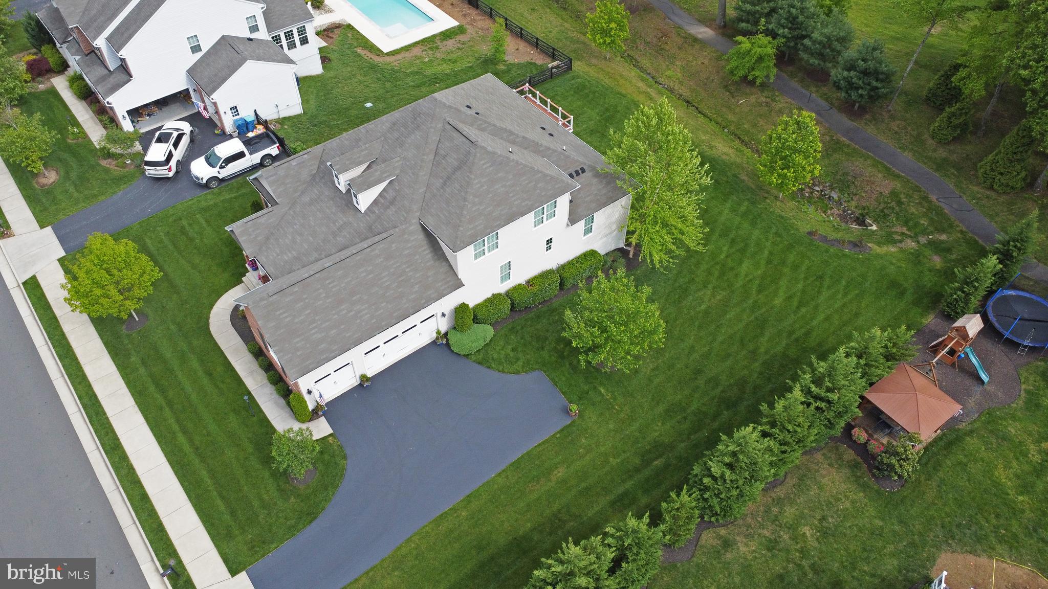 SPRINGS AT LENAH - Residential