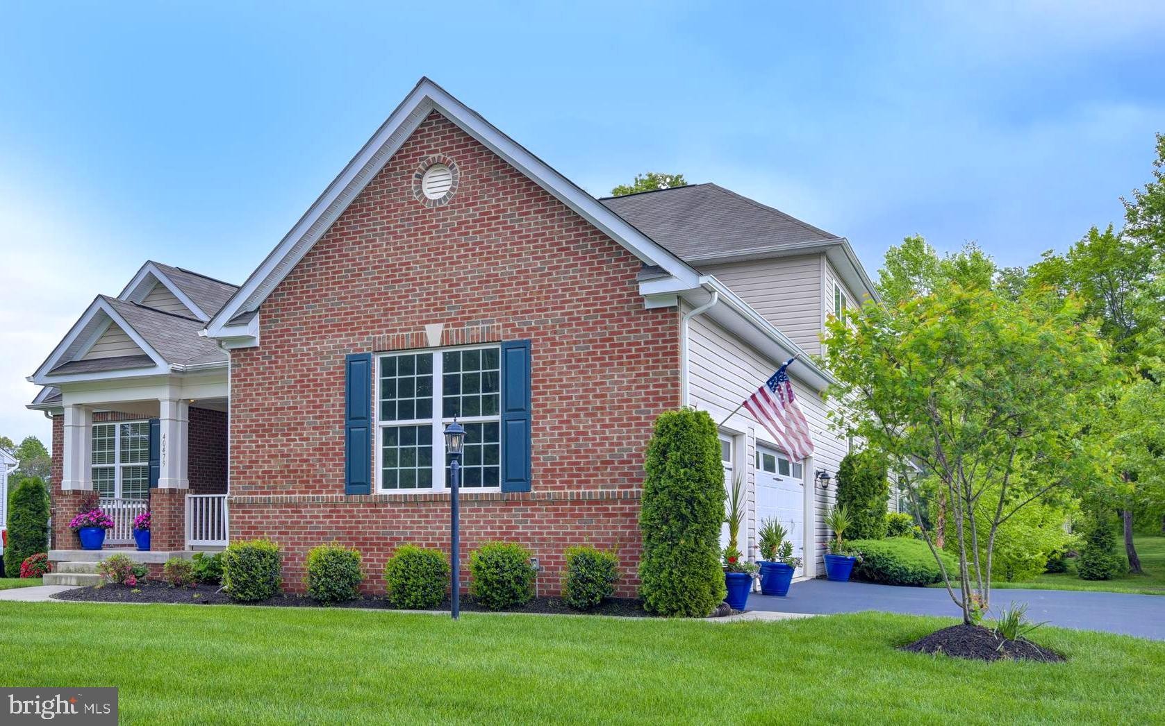 SPRINGS AT LENAH - Residential