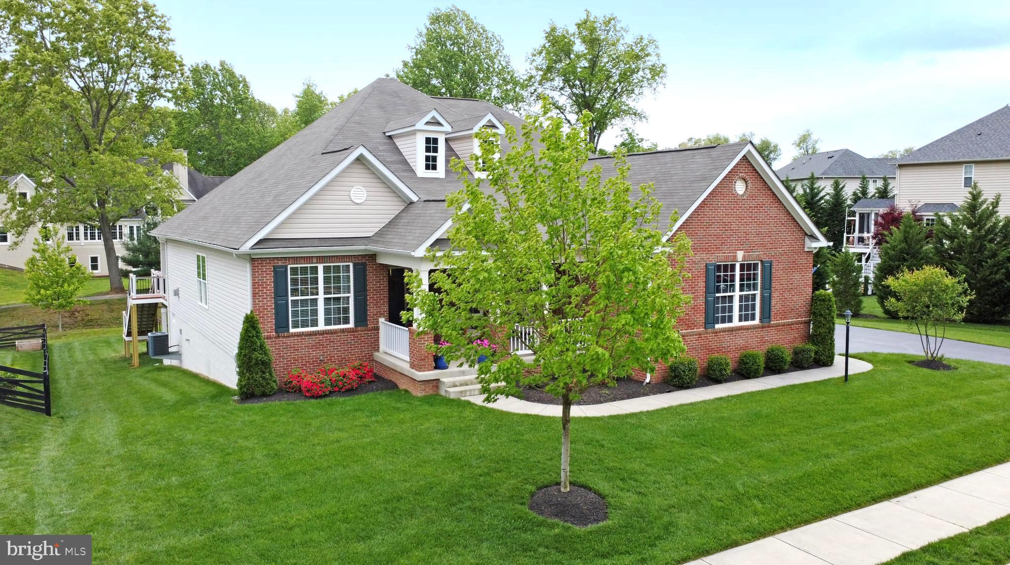 SPRINGS AT LENAH - Residential