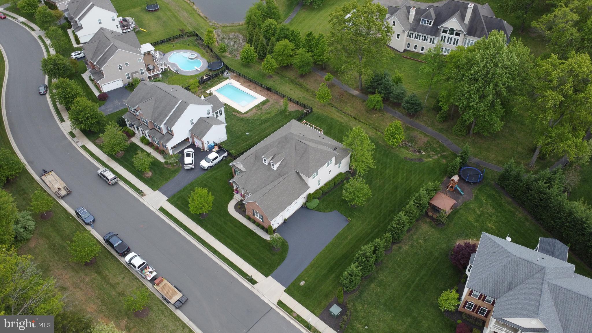 SPRINGS AT LENAH - Residential