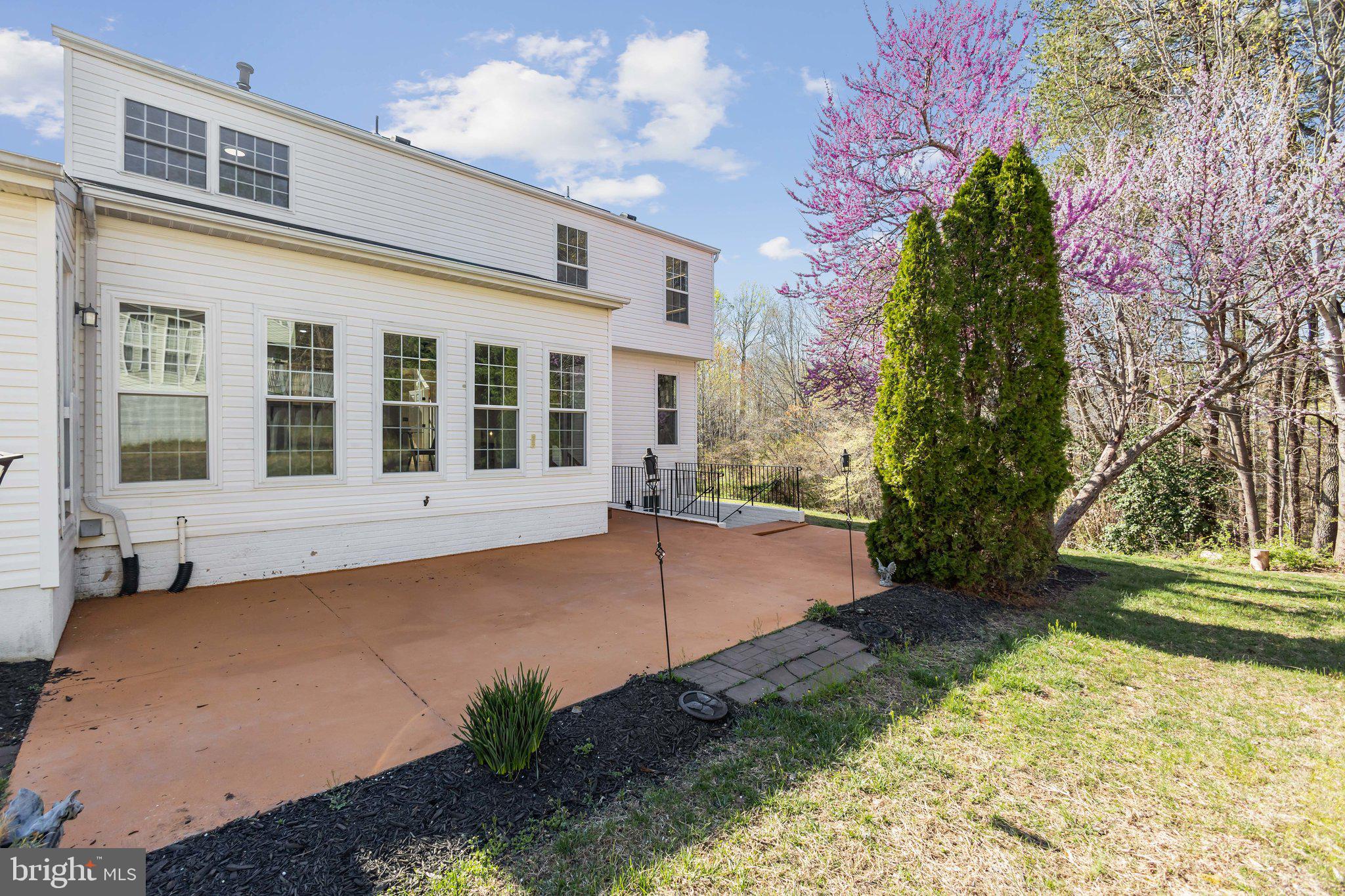 STAFFORD LAKES VILLAGE - Residential