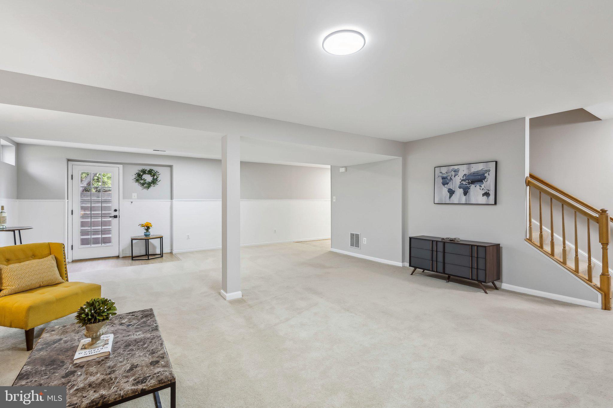 STAFFORD LAKES VILLAGE - Residential