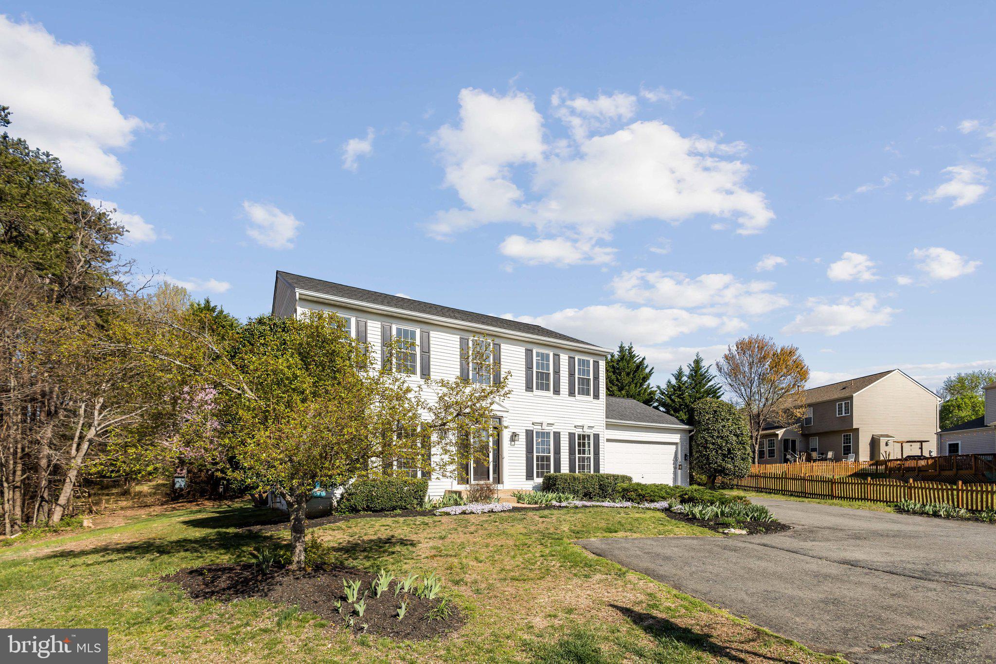 STAFFORD LAKES VILLAGE - Residential