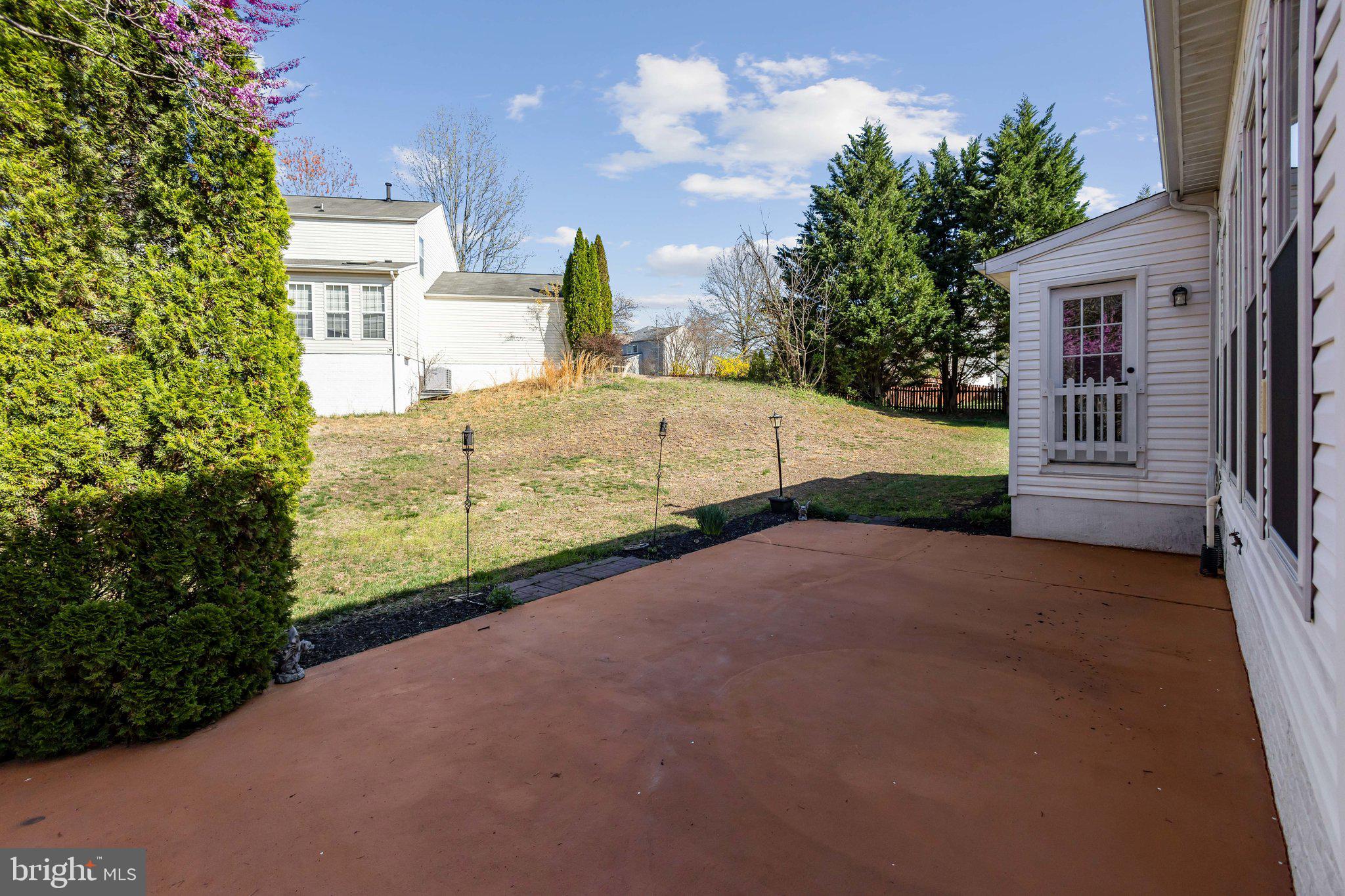 STAFFORD LAKES VILLAGE - Residential