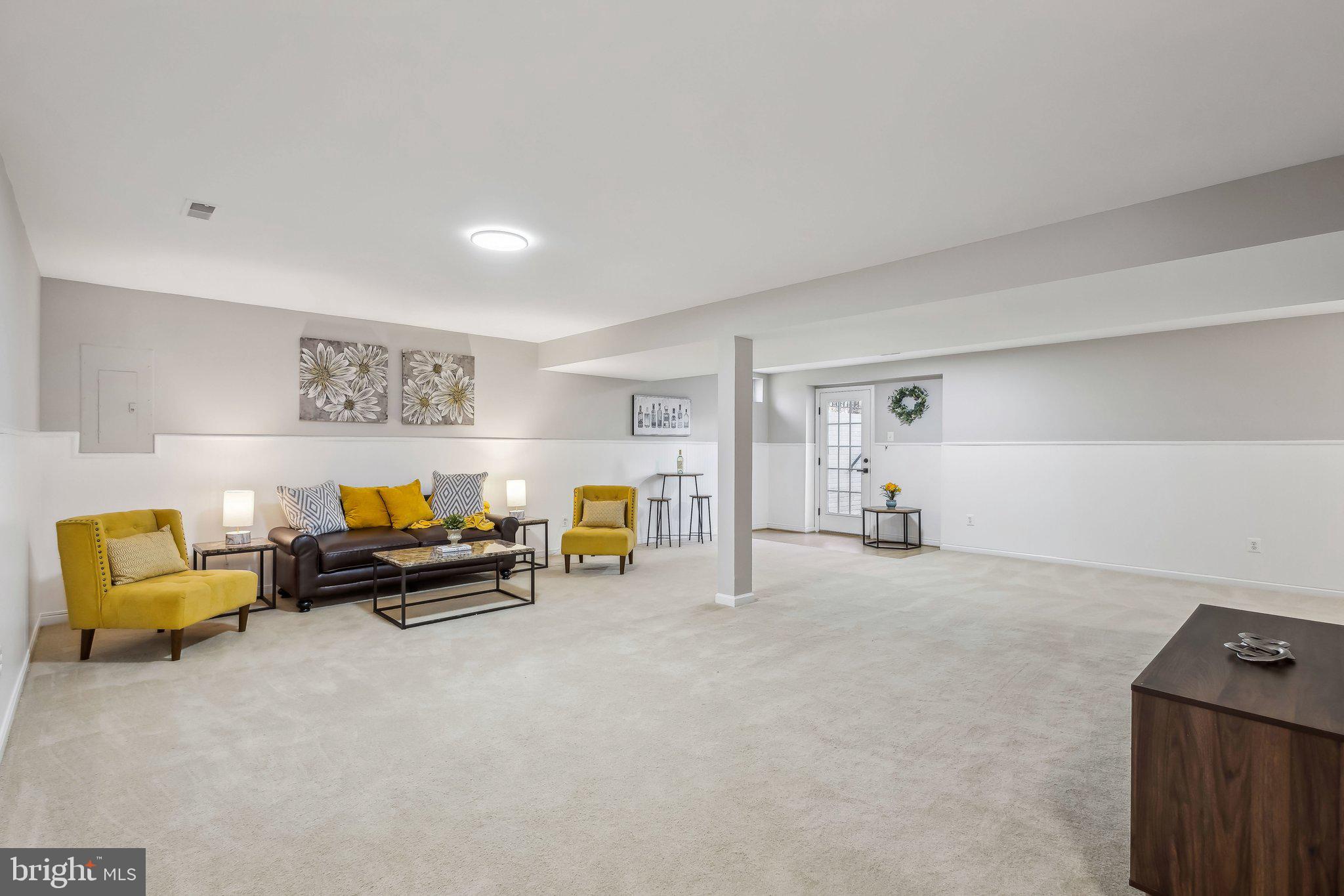 STAFFORD LAKES VILLAGE - Residential