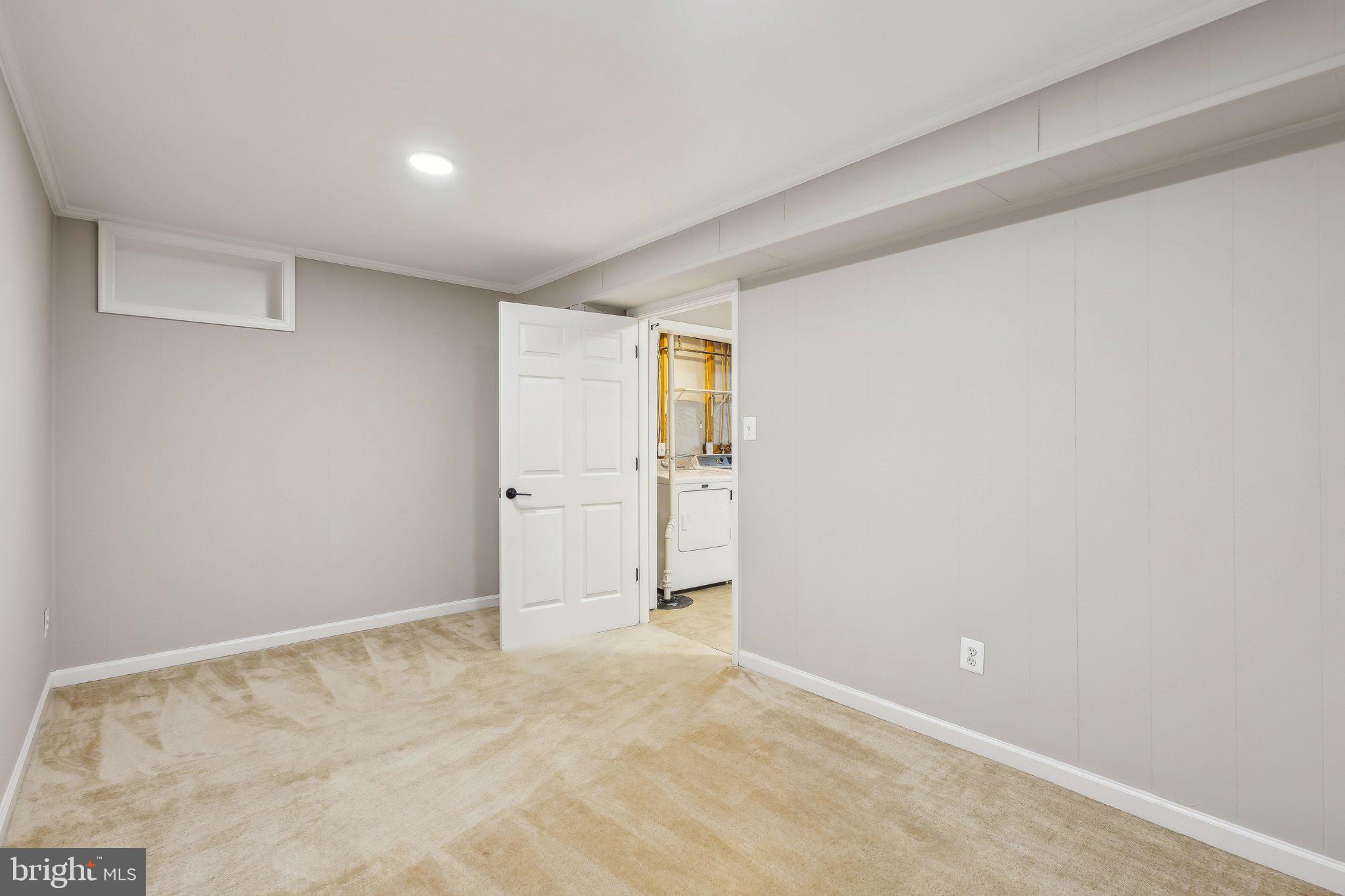 STAFFORD LAKES VILLAGE - Residential