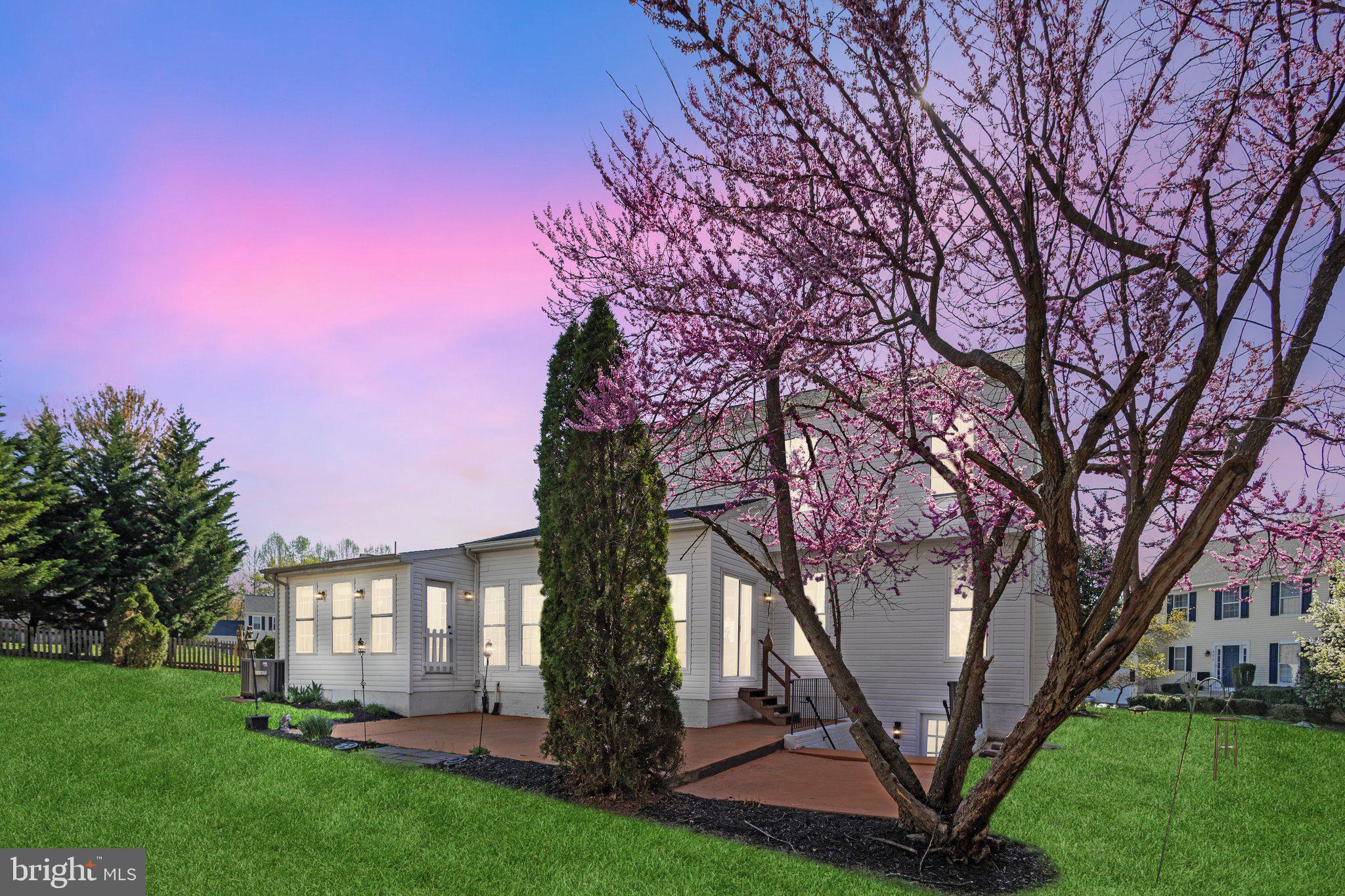 STAFFORD LAKES VILLAGE - Residential