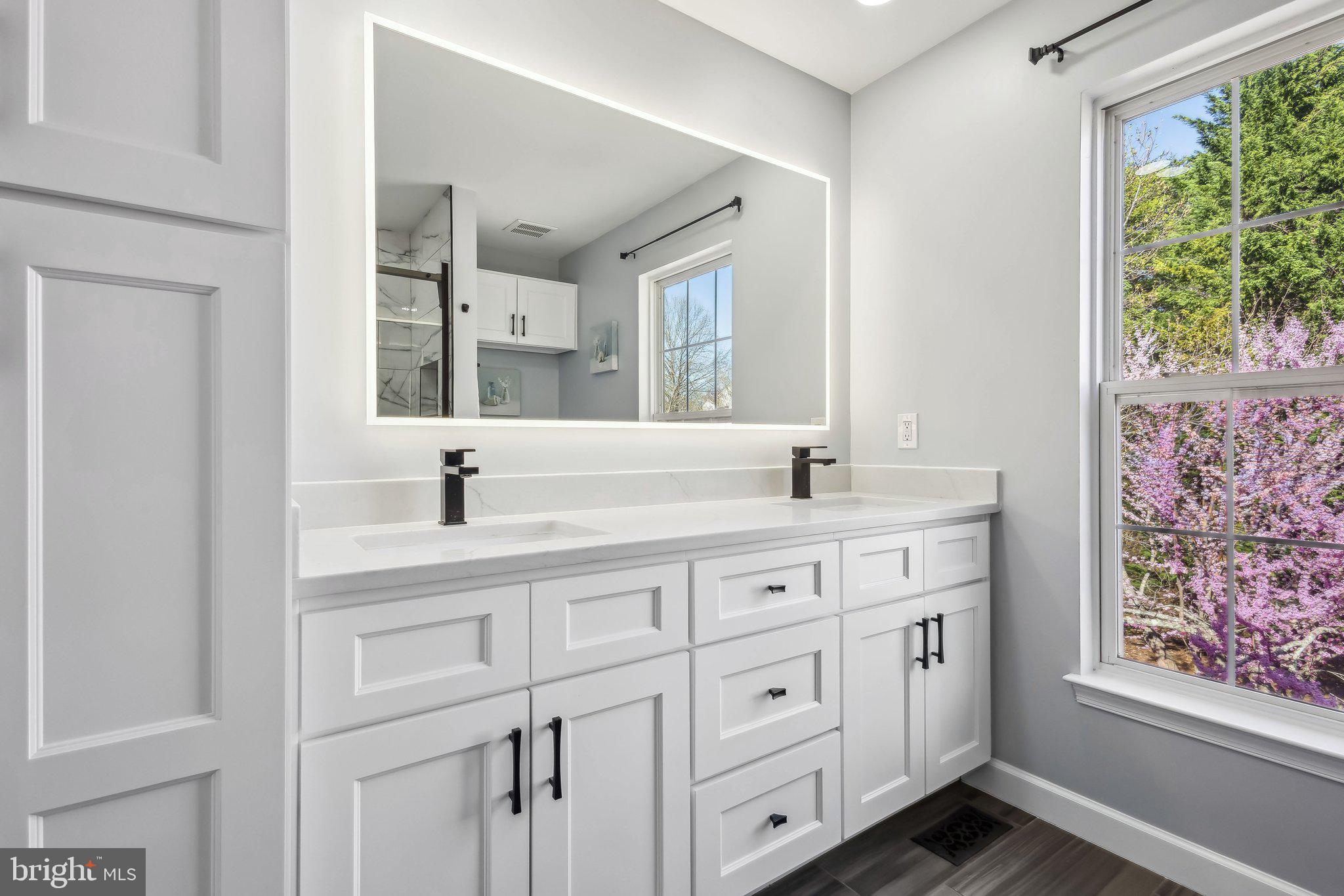 STAFFORD LAKES VILLAGE - Residential