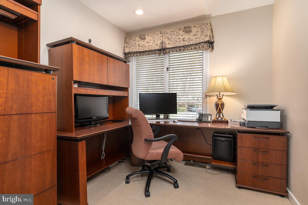 BURNING TREE MANOR - Residential