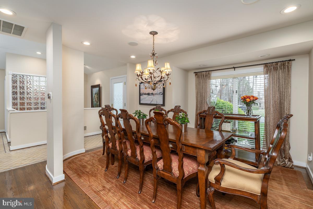 BURNING TREE MANOR - Residential