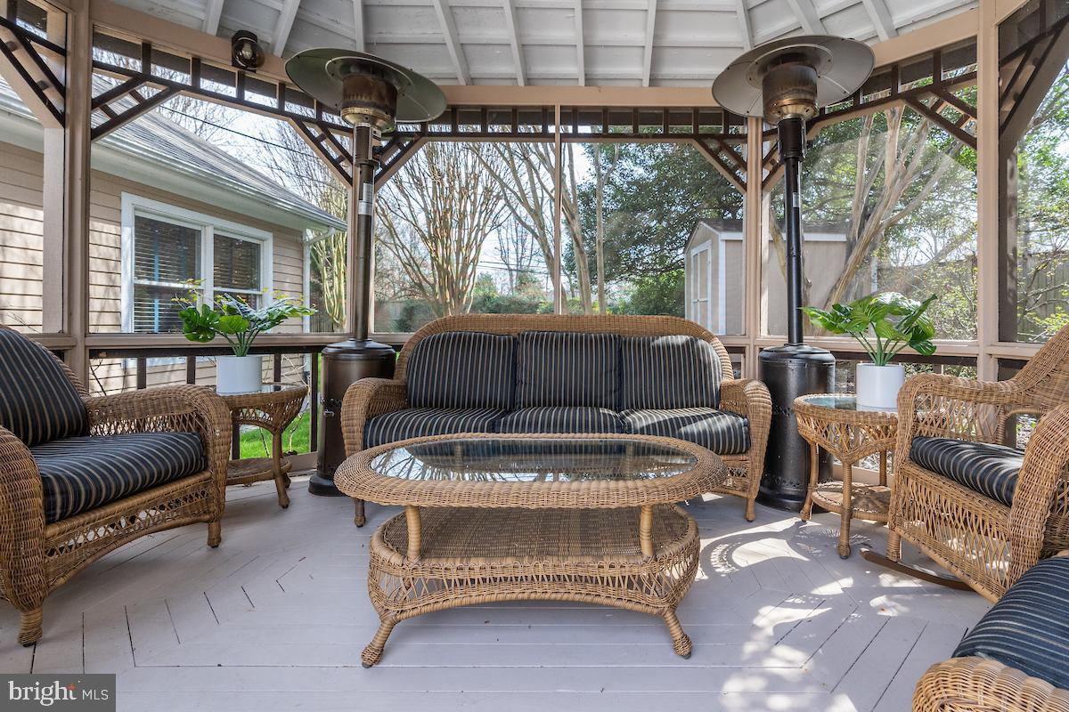 BURNING TREE MANOR - Residential