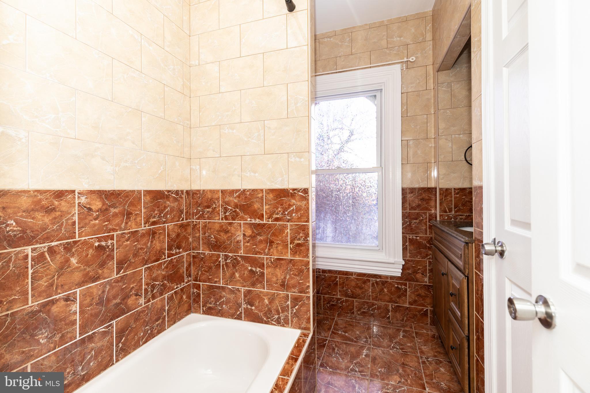 GERMANTOWN (EAST) - Residential