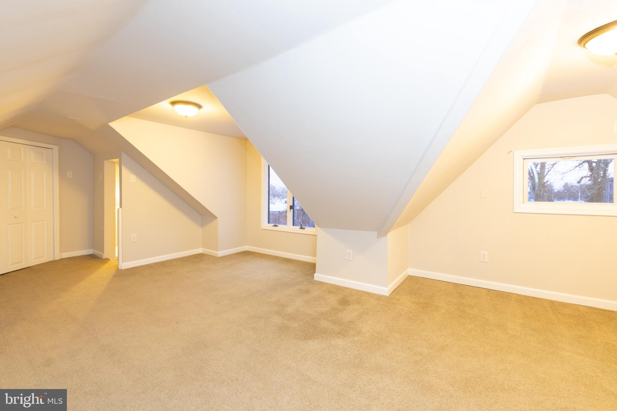 GERMANTOWN (EAST) - Residential