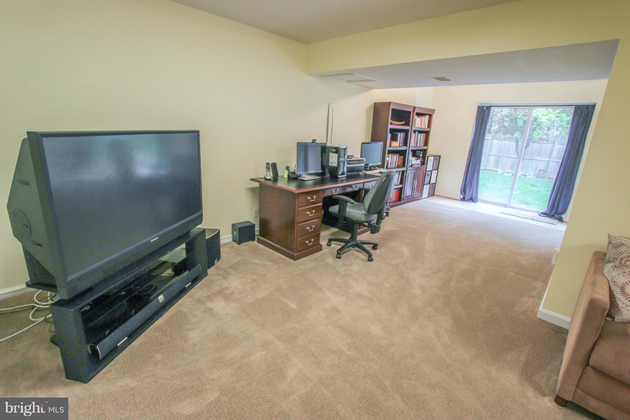 BELLE POND FARM - Residential