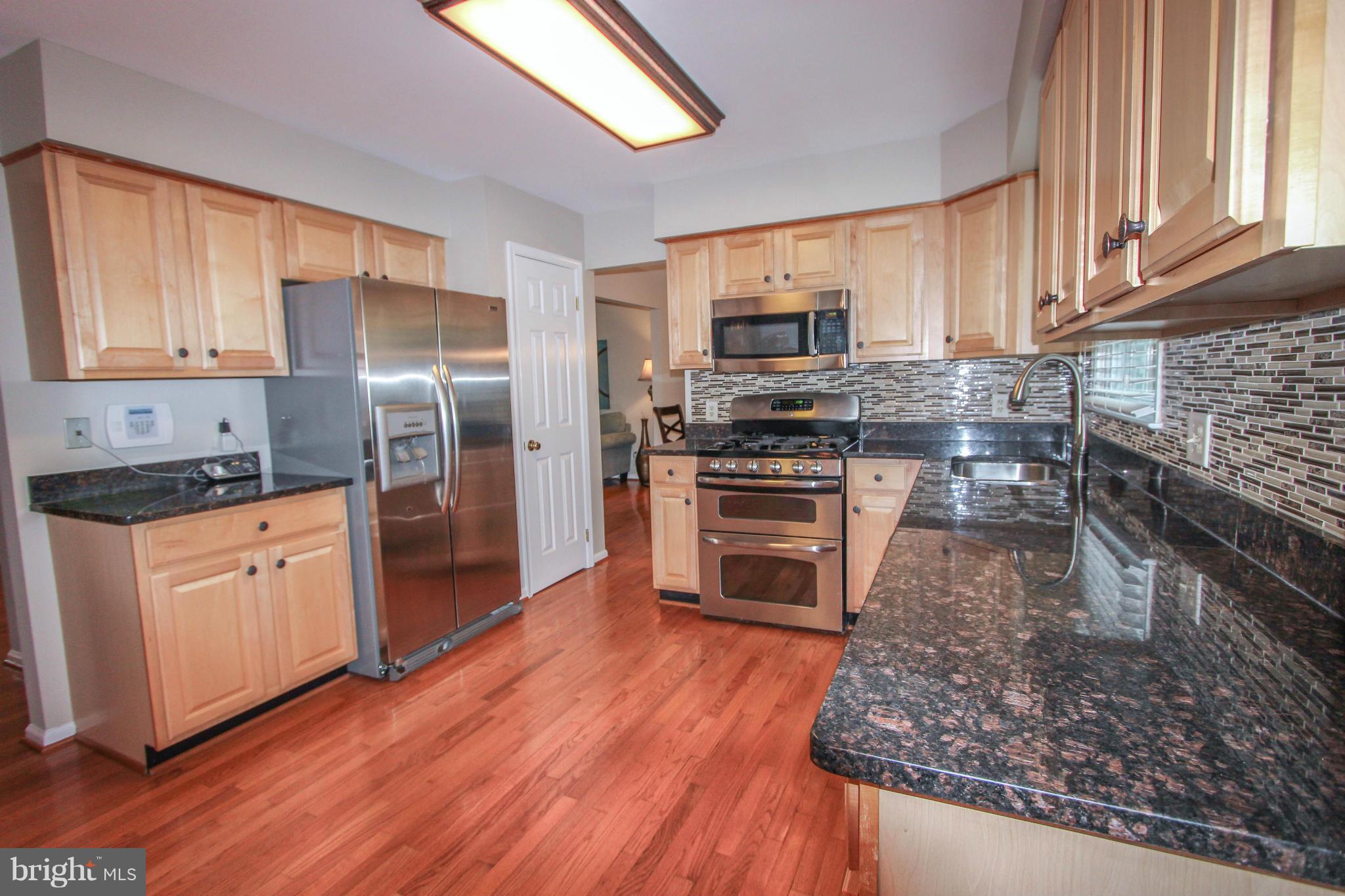 BELLE POND FARM - Residential