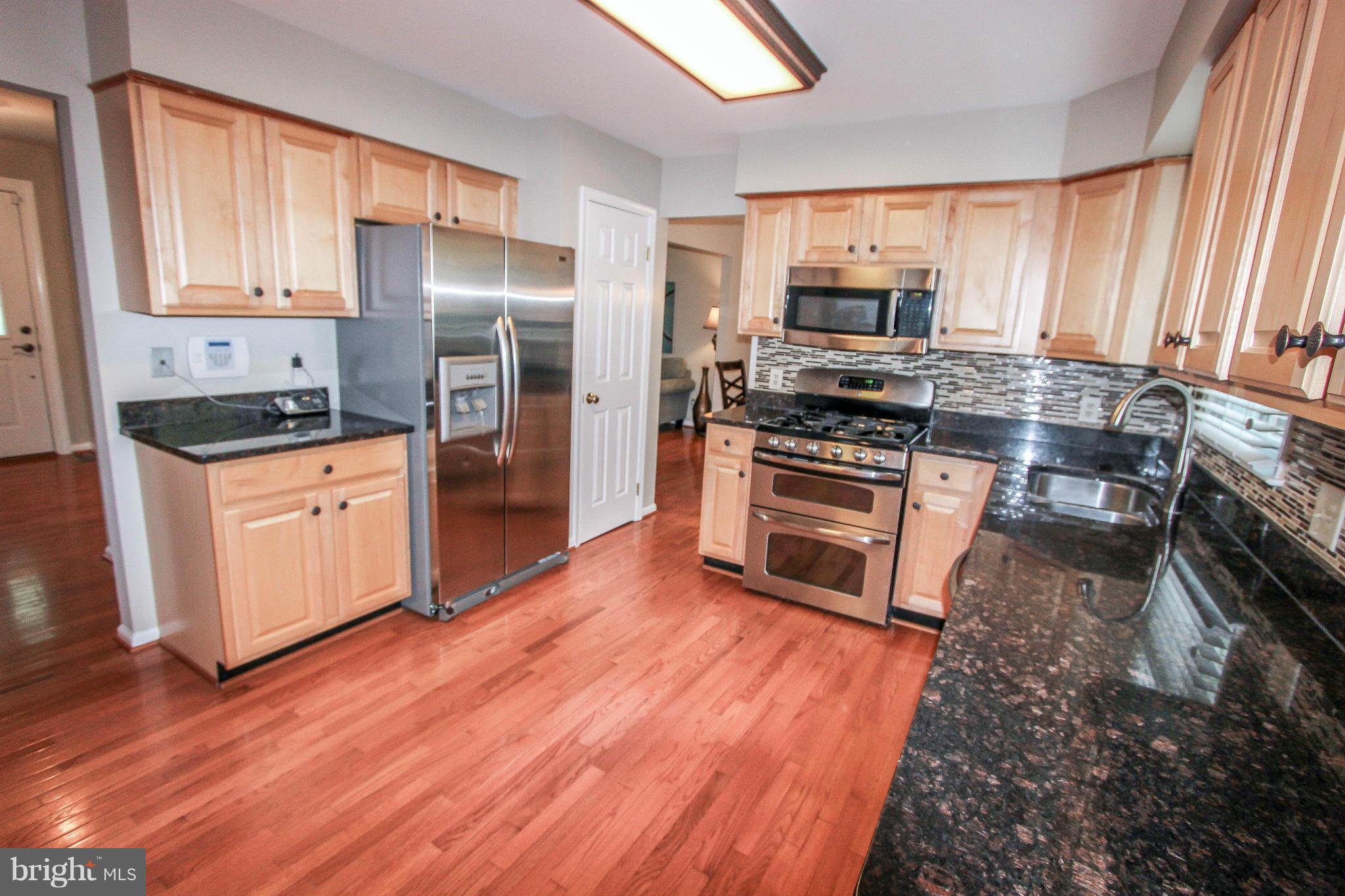 BELLE POND FARM - Residential