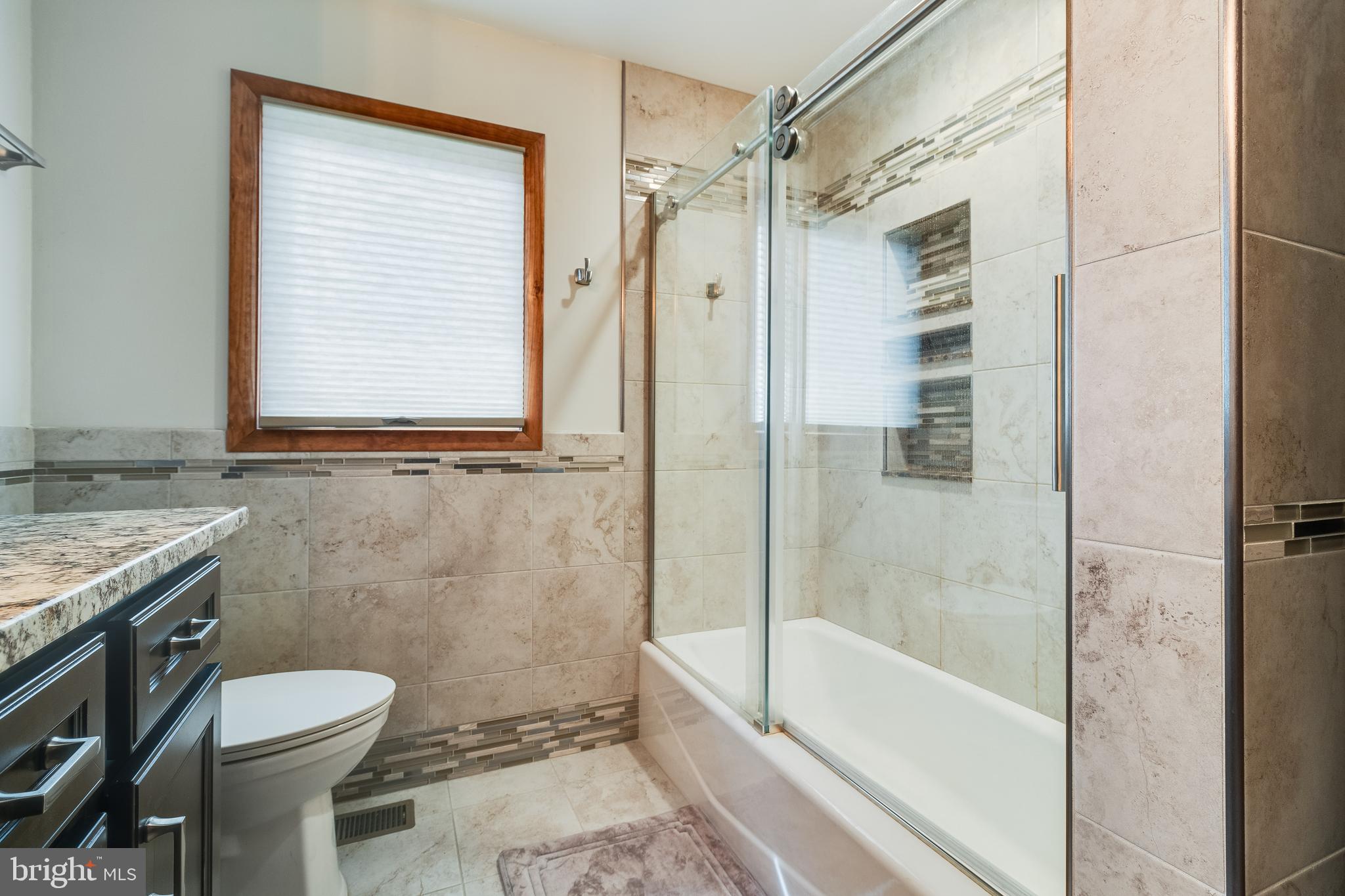 WOODLAND ACRES - Residential