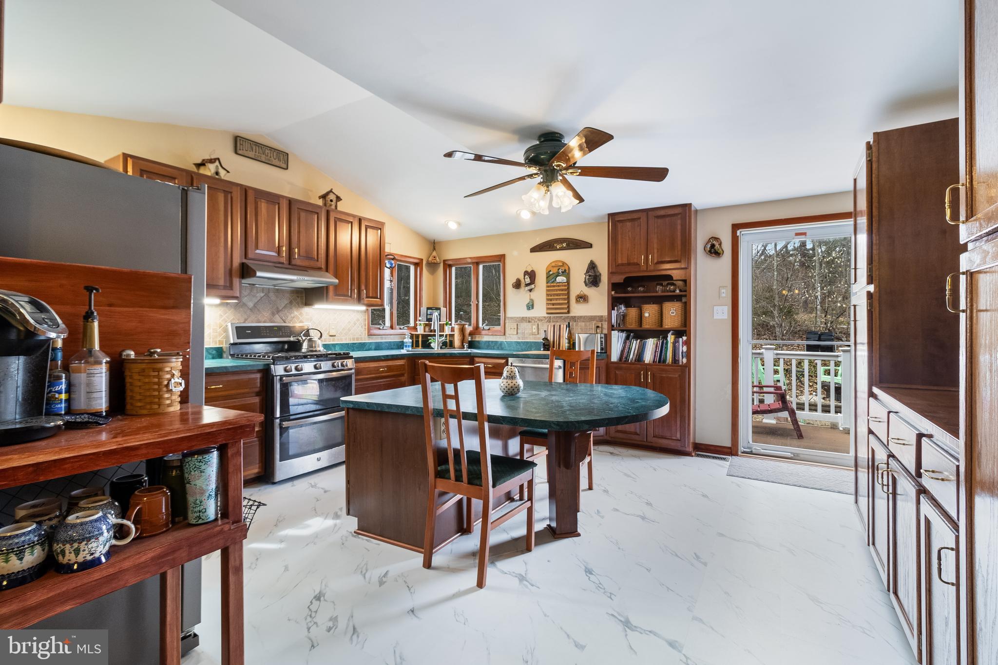 WOODLAND ACRES - Residential