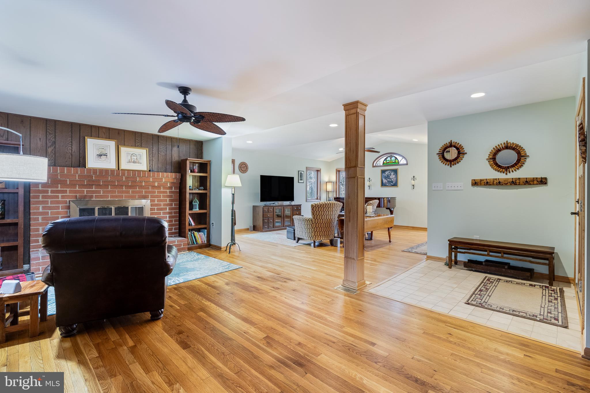 WOODLAND ACRES - Residential