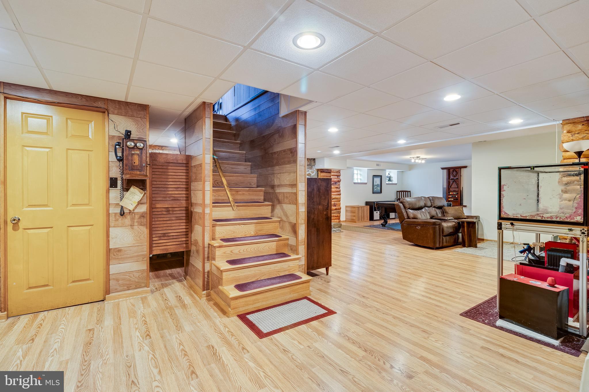 WOODLAND ACRES - Residential