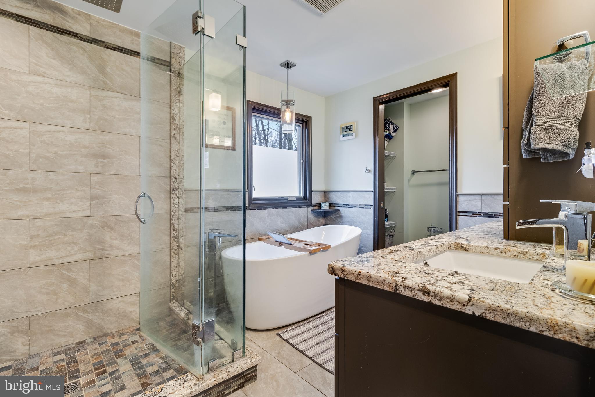 WOODLAND ACRES - Residential