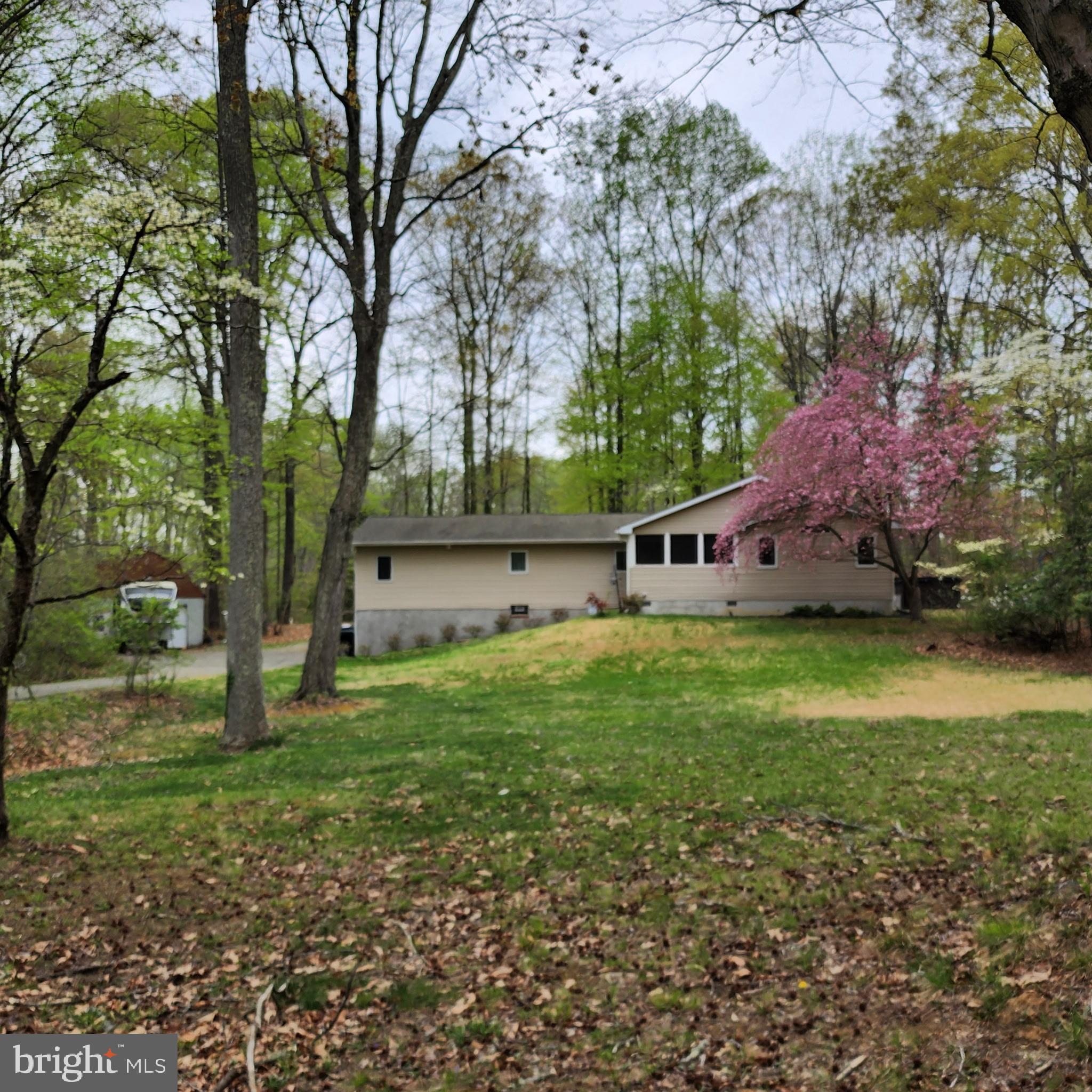 WOODLAND ACRES - Residential