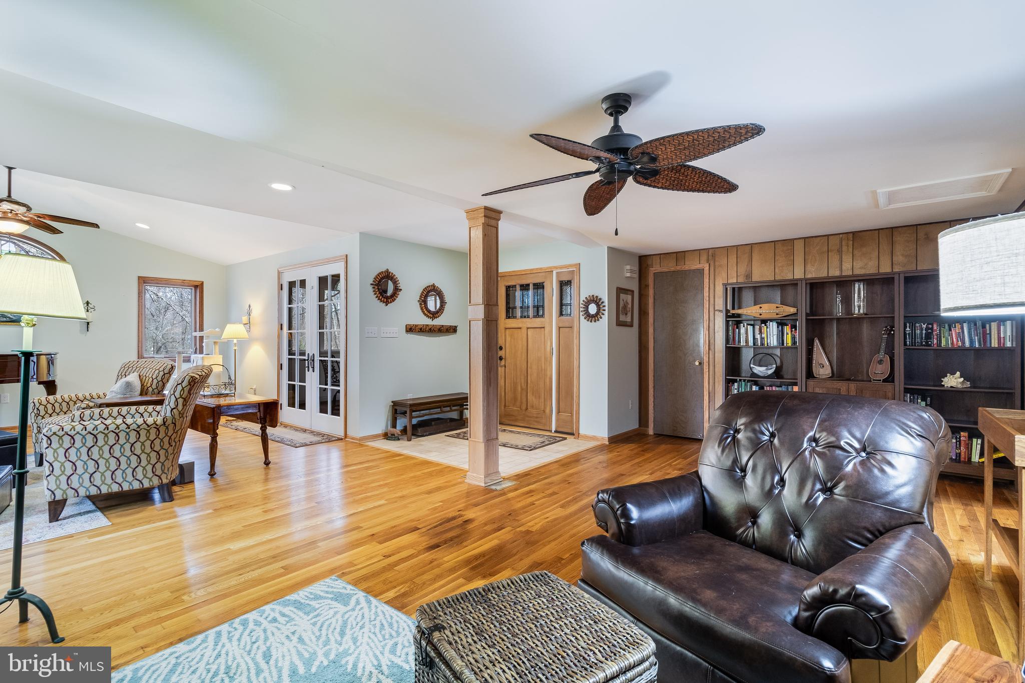 WOODLAND ACRES - Residential