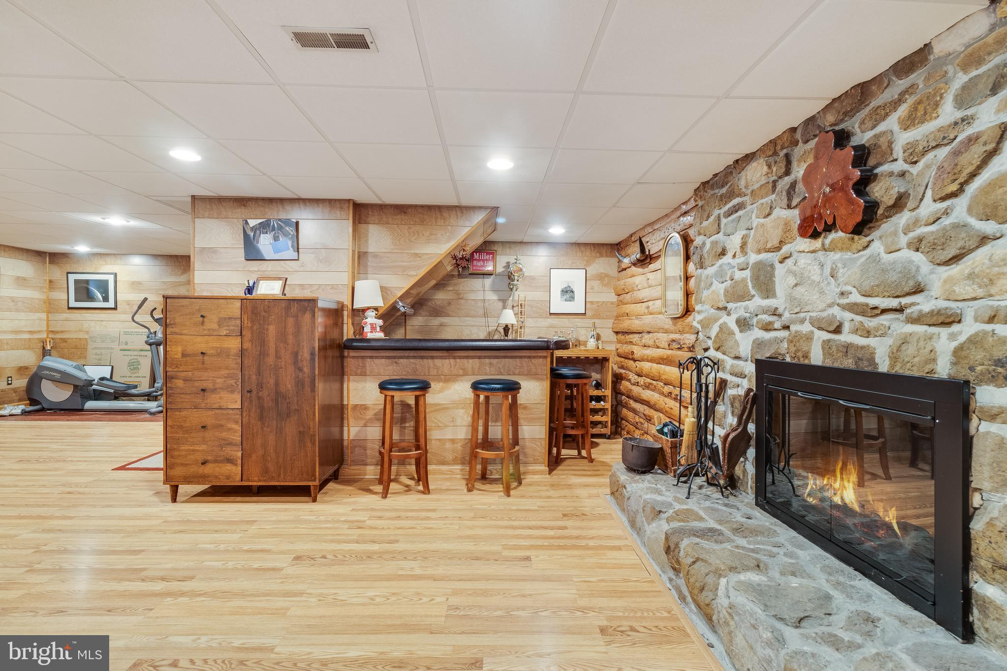 WOODLAND ACRES - Residential