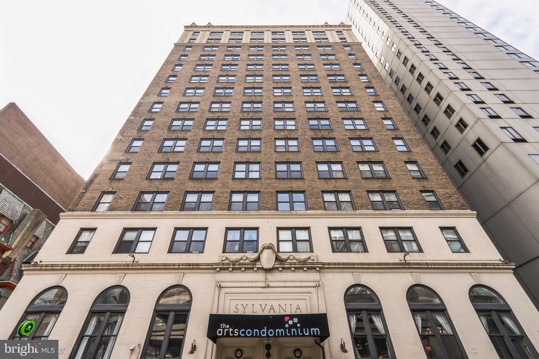 AVENUE OF THE ARTS - Residential Lease