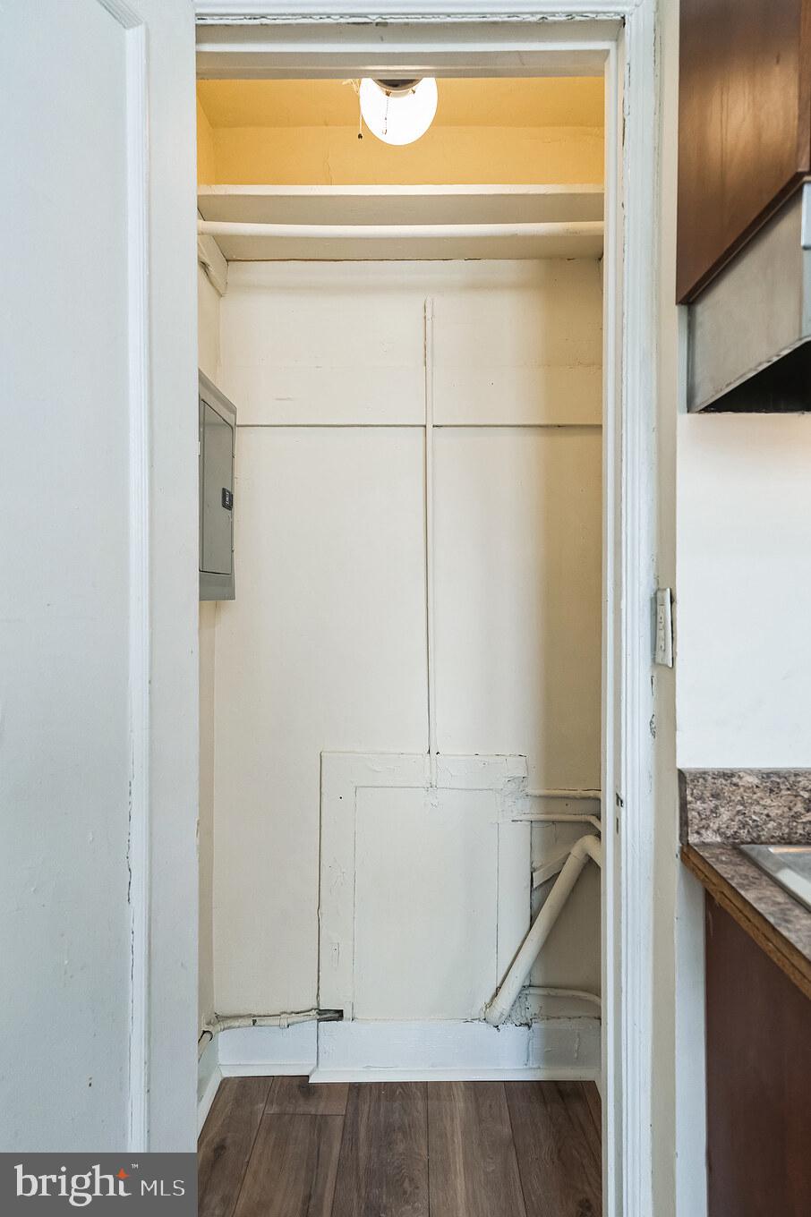 AVENUE OF THE ARTS - Residential Lease