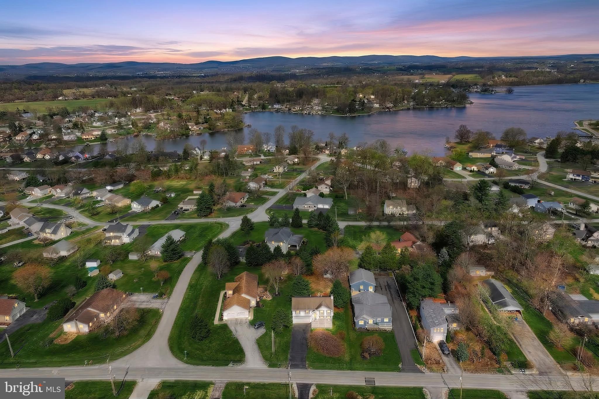 LAKE MEADE - Residential