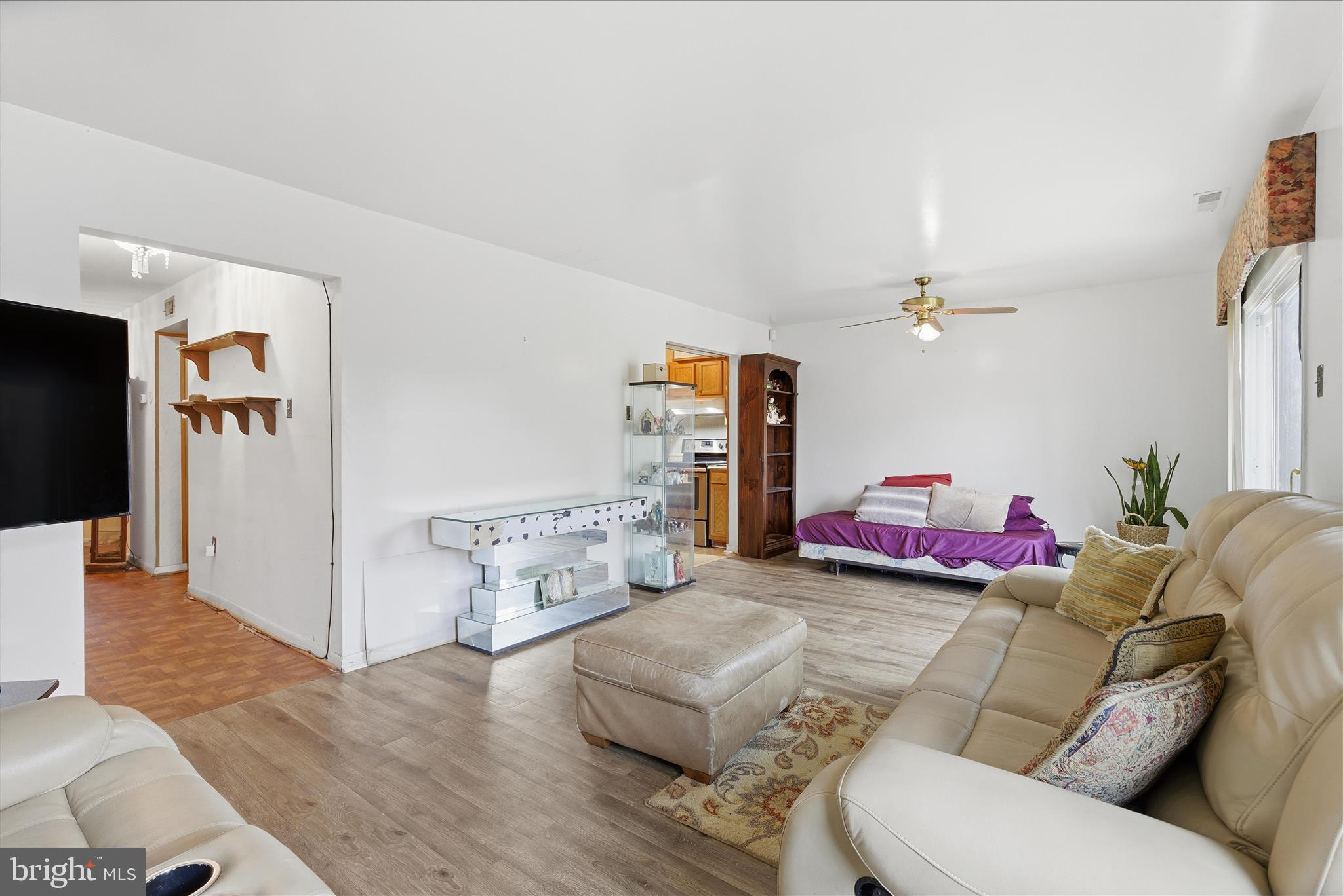 GLASSMANOR - Residential