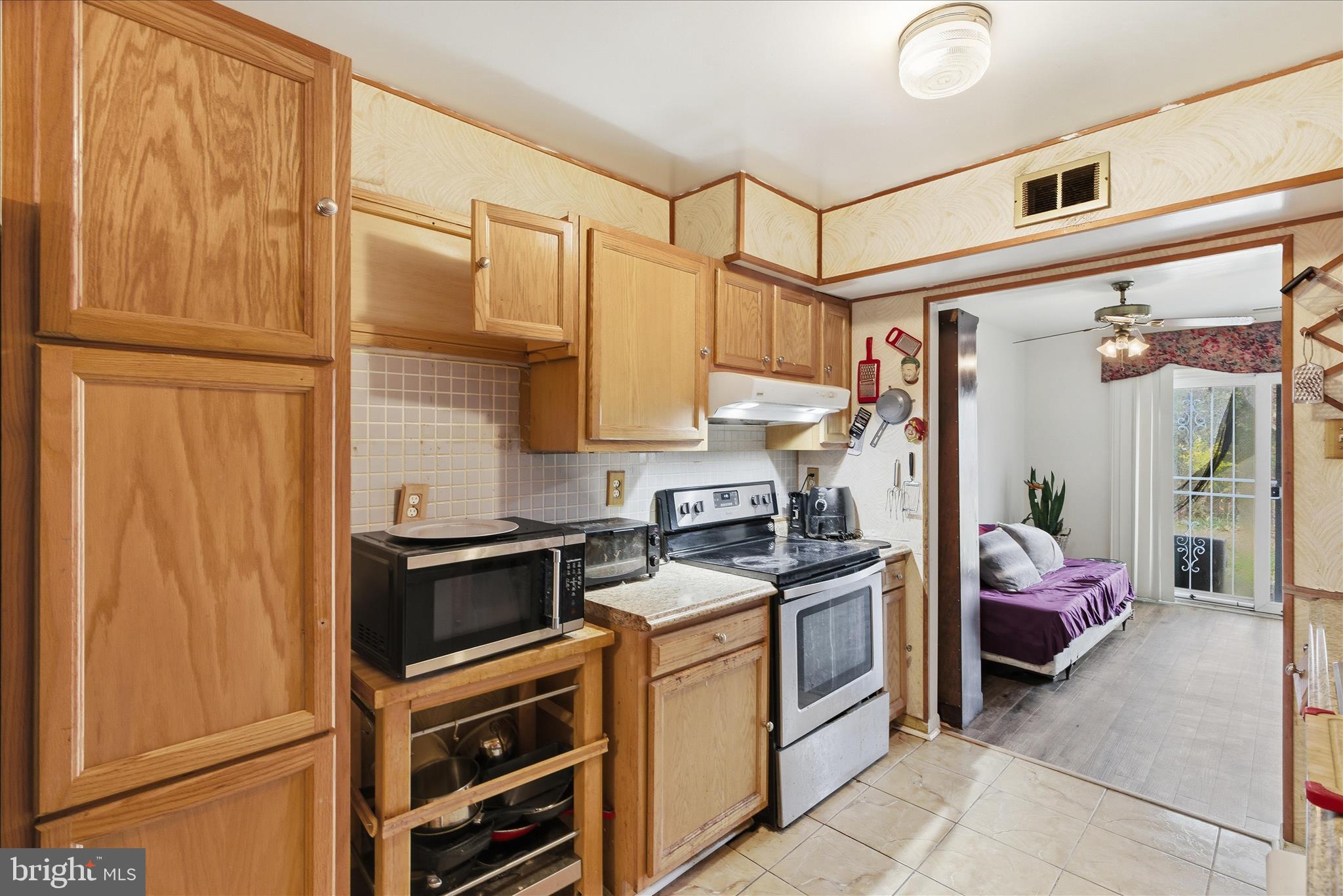 GLASSMANOR - Residential