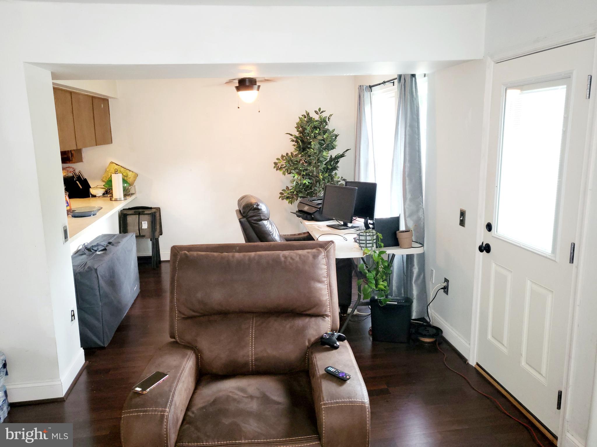 ENFIELD CHASE PLAT TWO - Residential