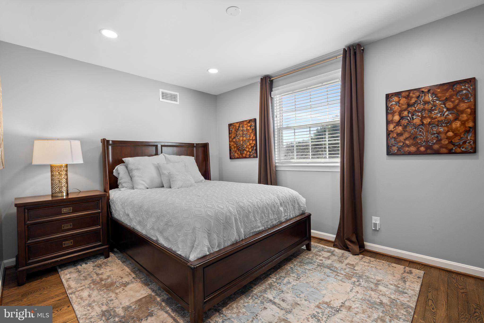 WESTFORD - Residential