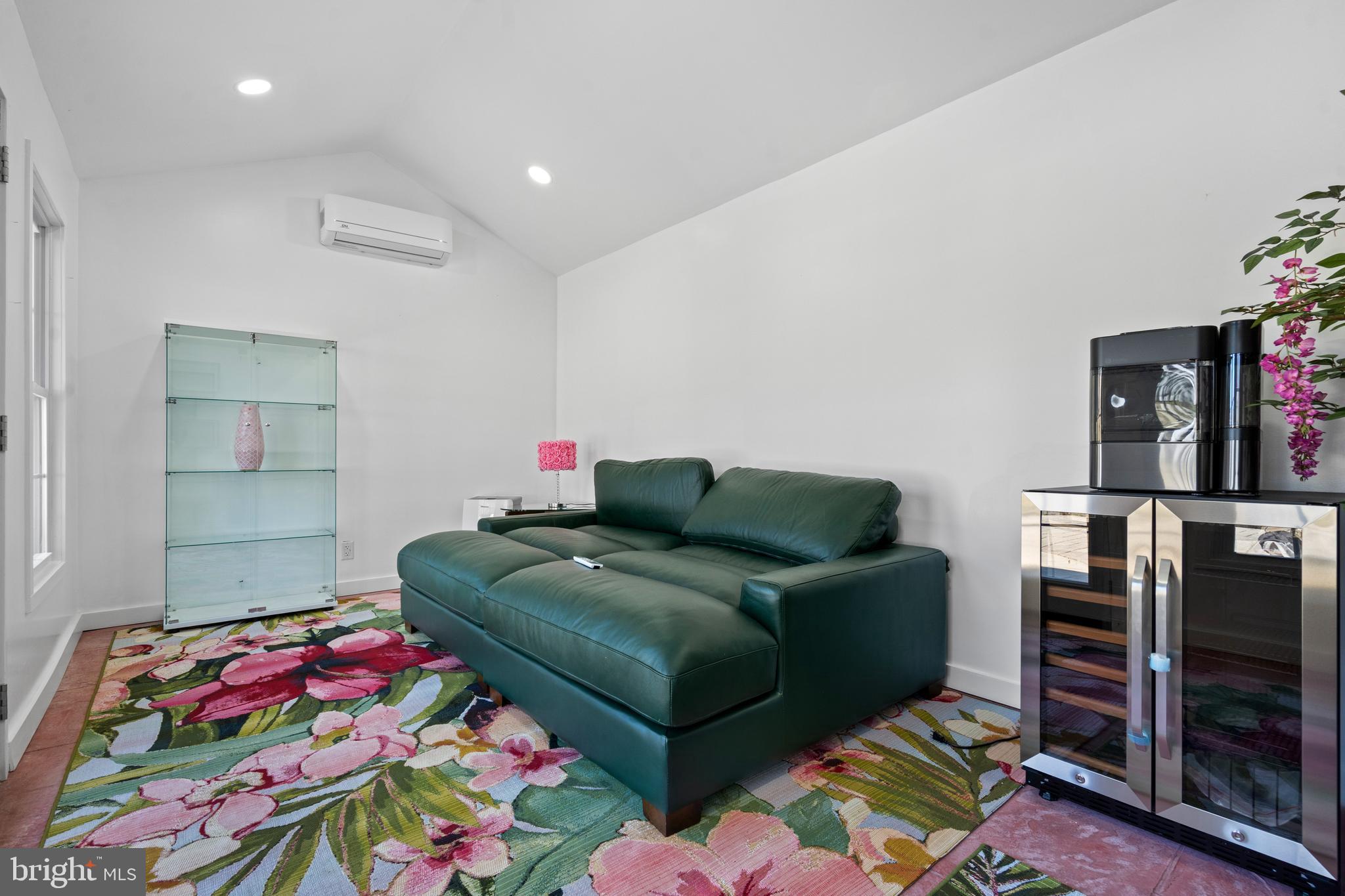 WESTFORD - Residential