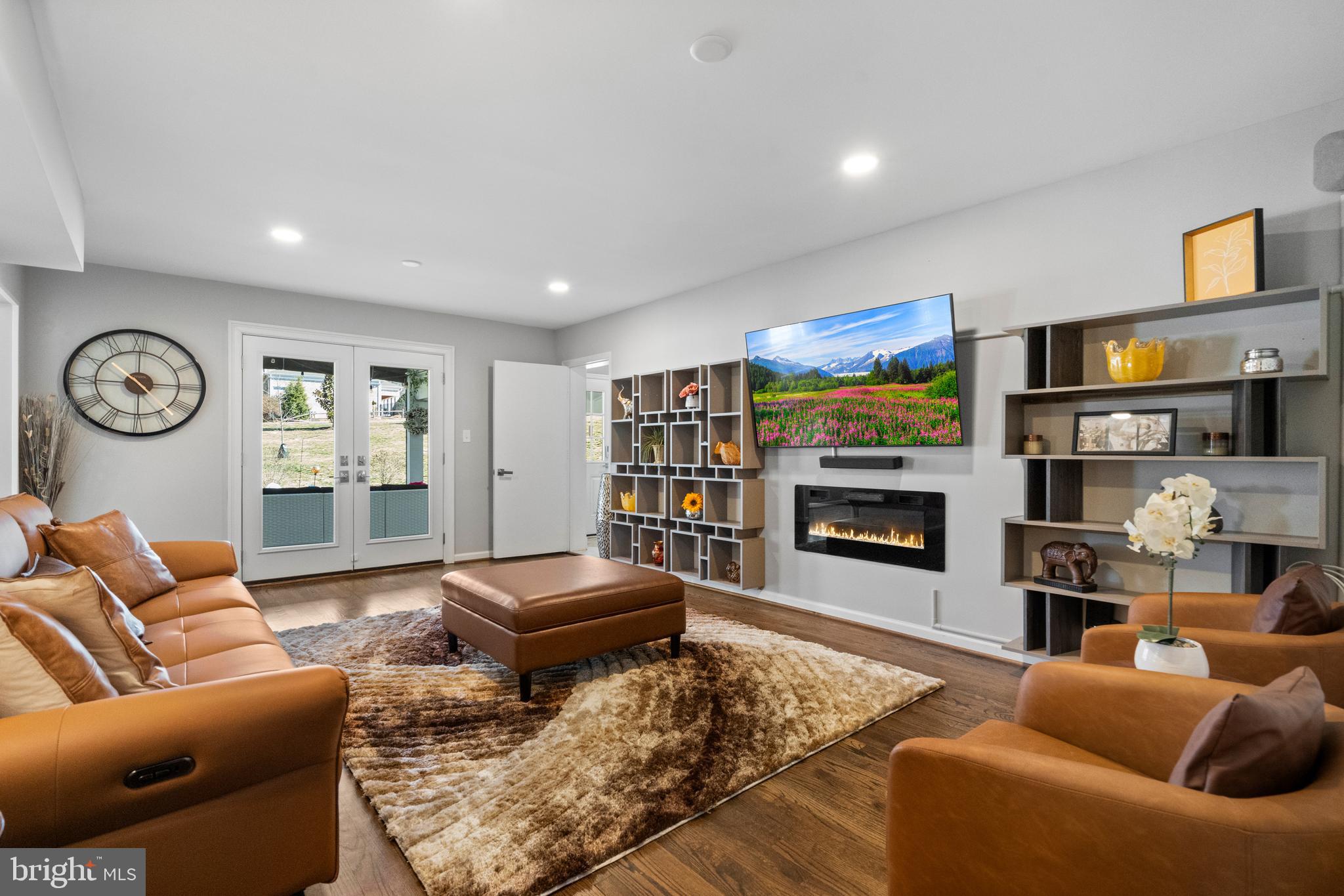 WESTFORD - Residential